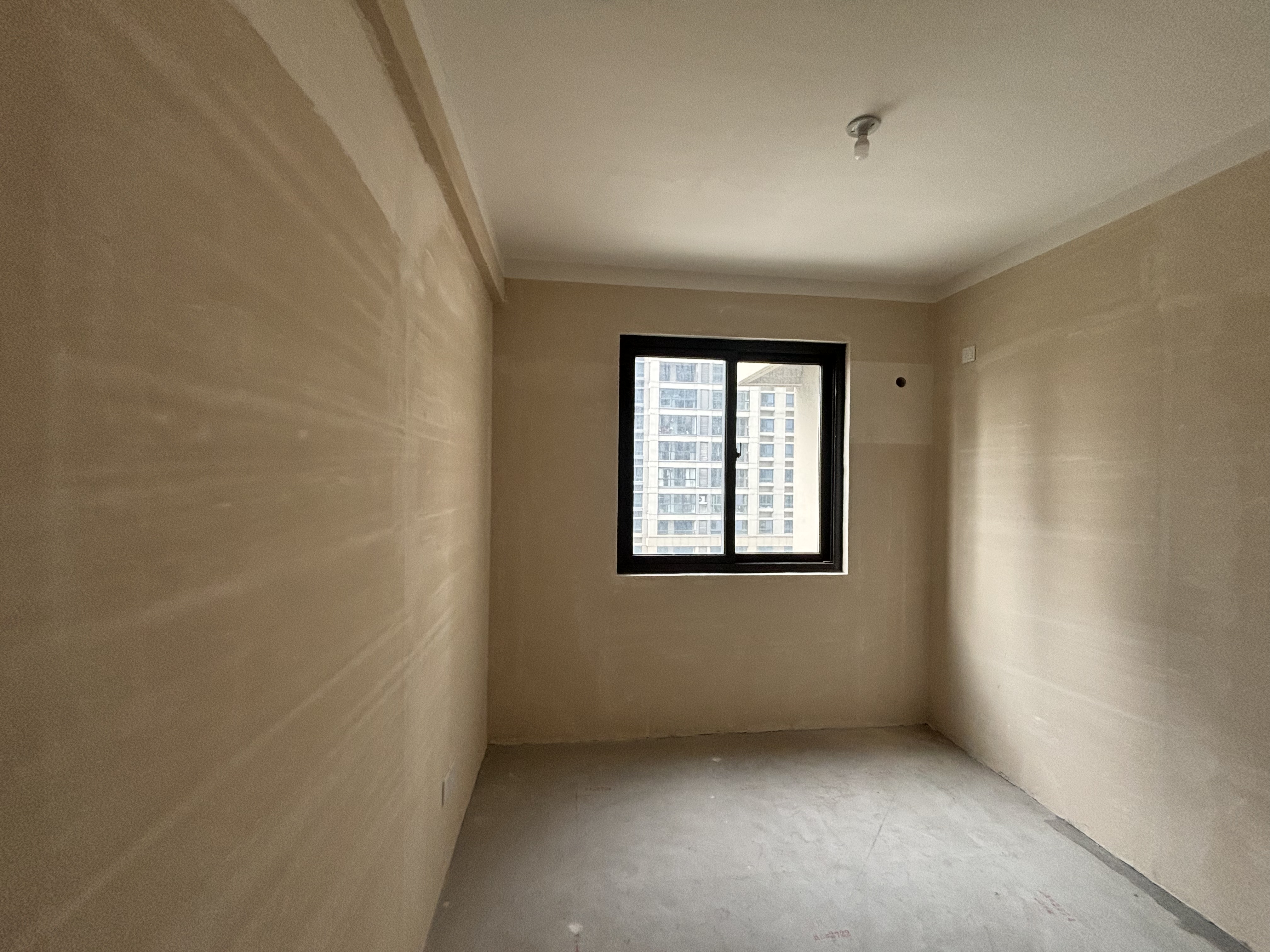 绿地江海图 3室2厅2卫 120m&sup2;