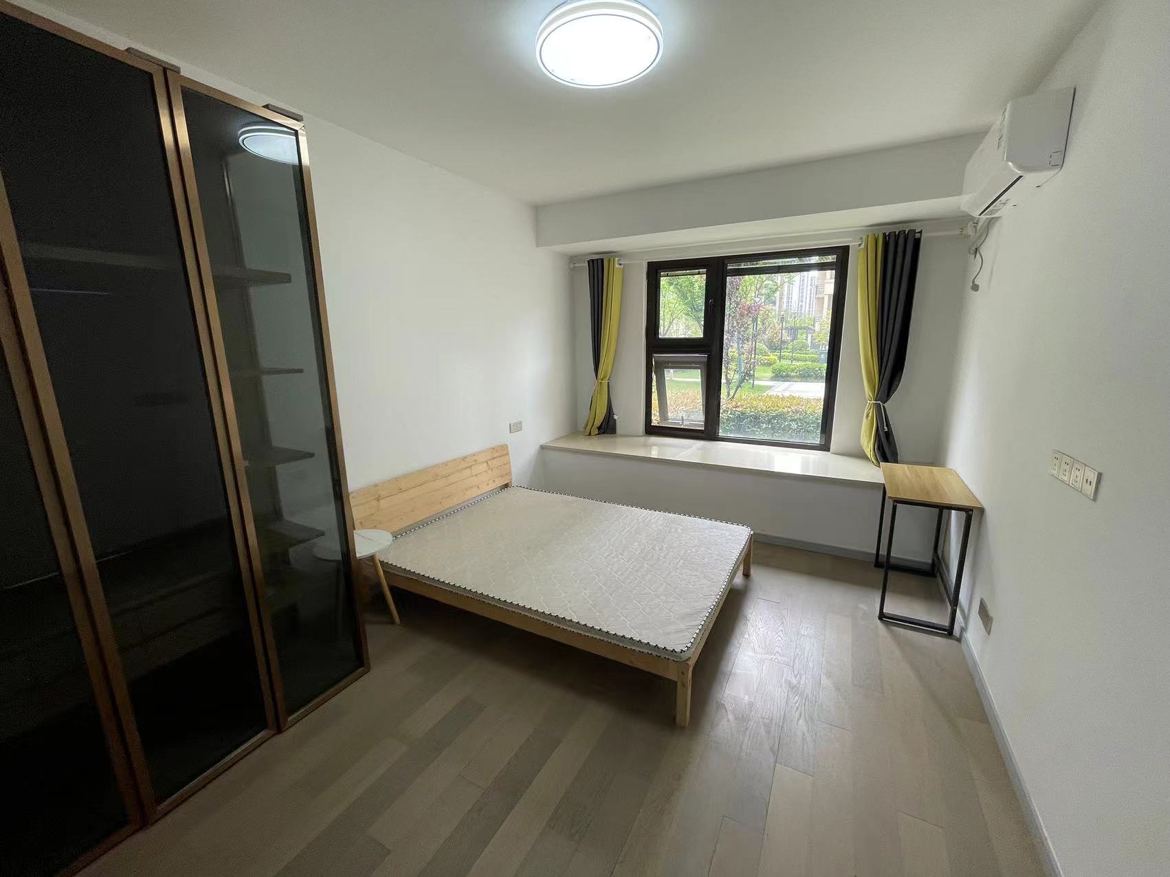 招商新城雍景湾 2室2厅2卫 86m&sup2;