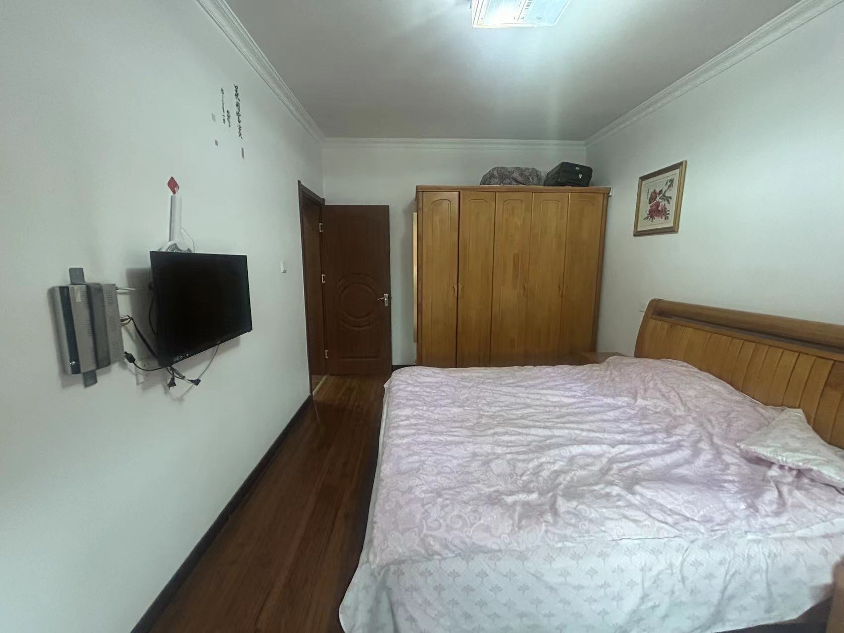 任港路2号 3室2厅1卫 101.82m&sup2;