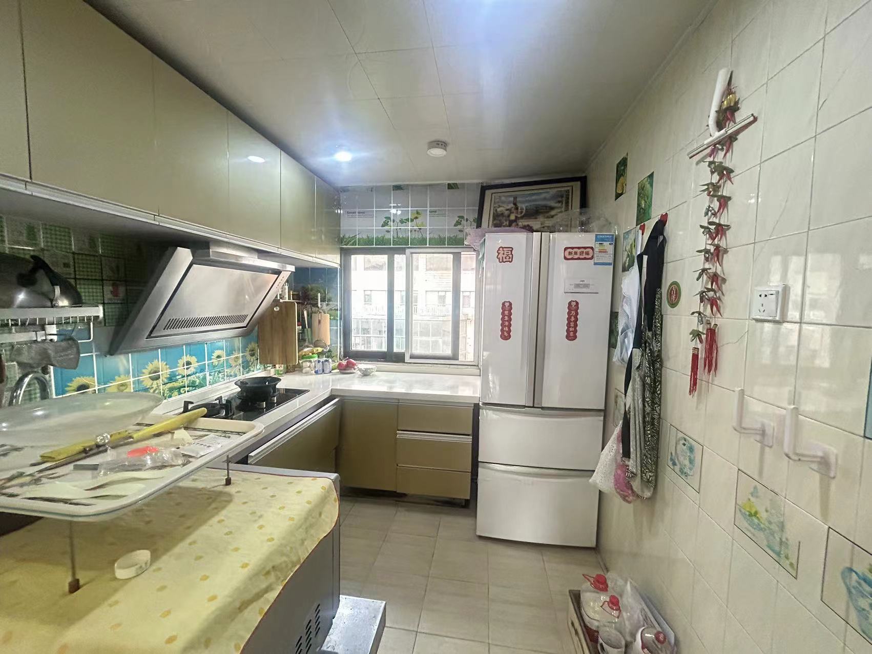 任港路2号 3室2厅1卫 101.82m&sup2;