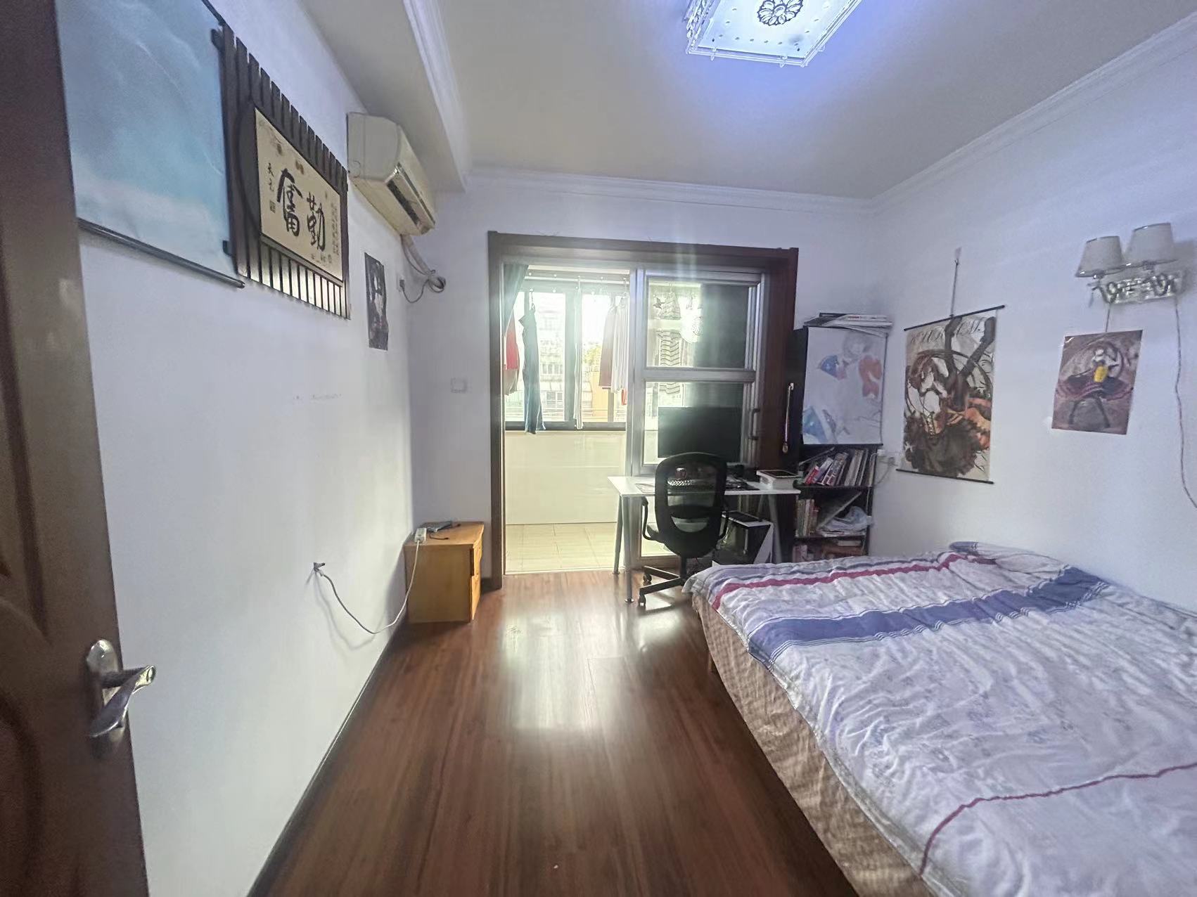 任港路2号 3室2厅1卫 101.82m&sup2;