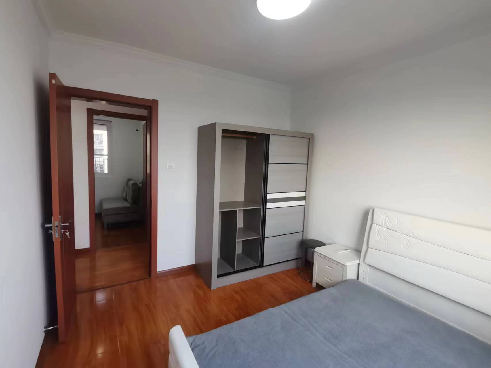 景瑞御府 3室2厅1卫 93m&sup2;