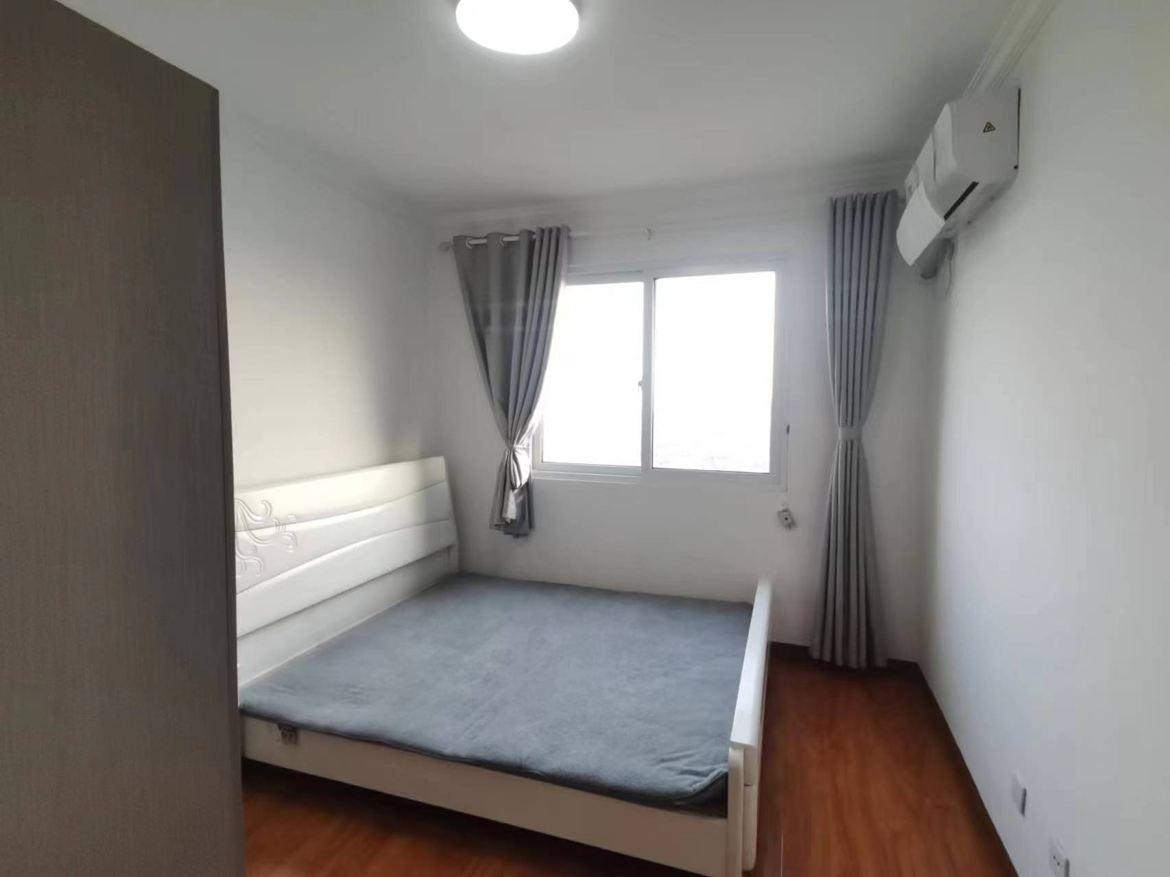 景瑞御府 3室2厅1卫 93m&sup2;