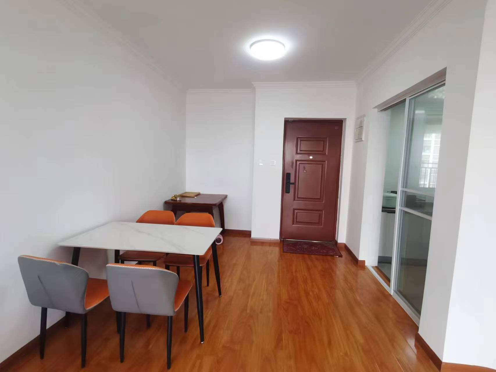景瑞御府 3室2厅1卫 93m&sup2;
