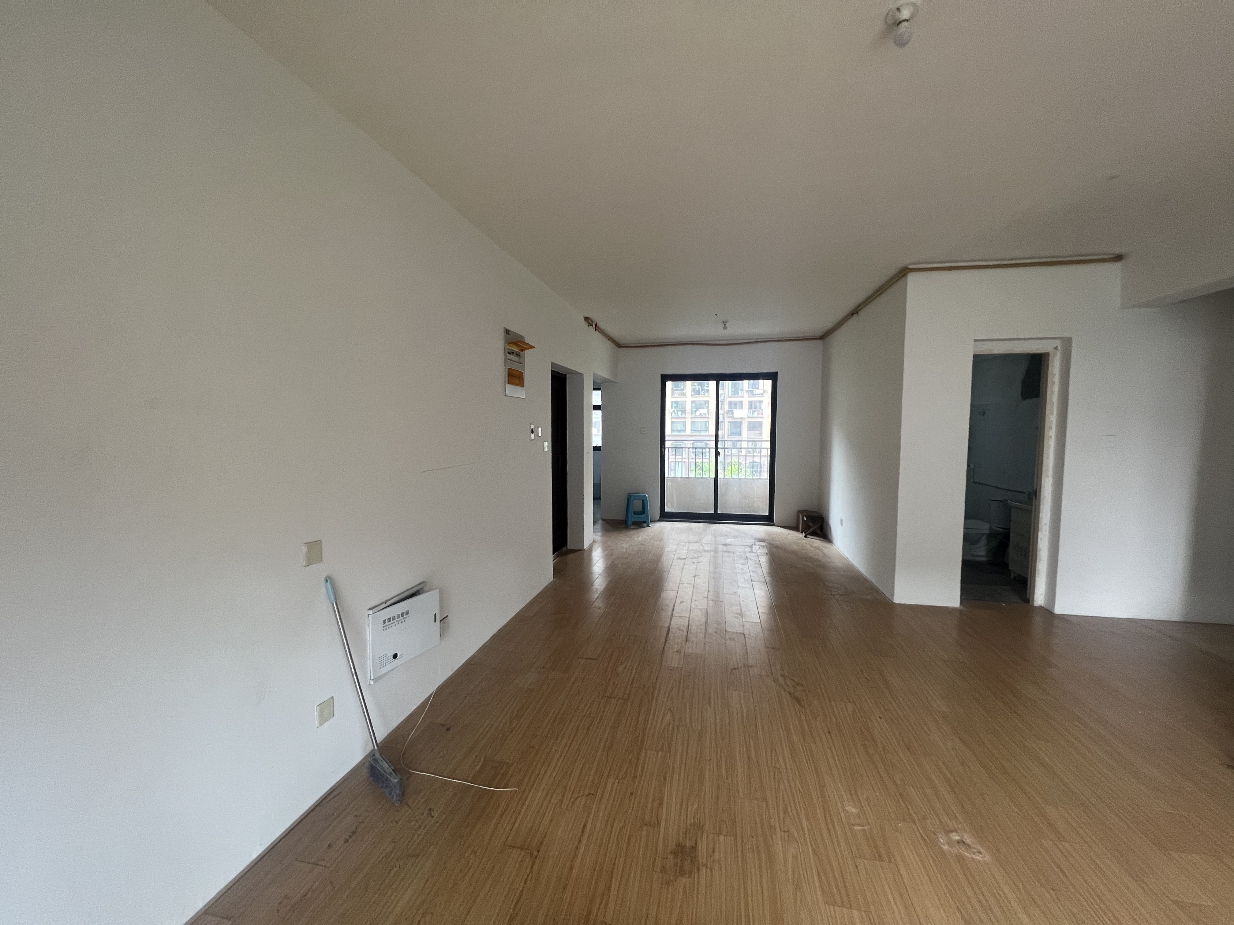 华强城 4室2厅2卫 158.8m&sup2;