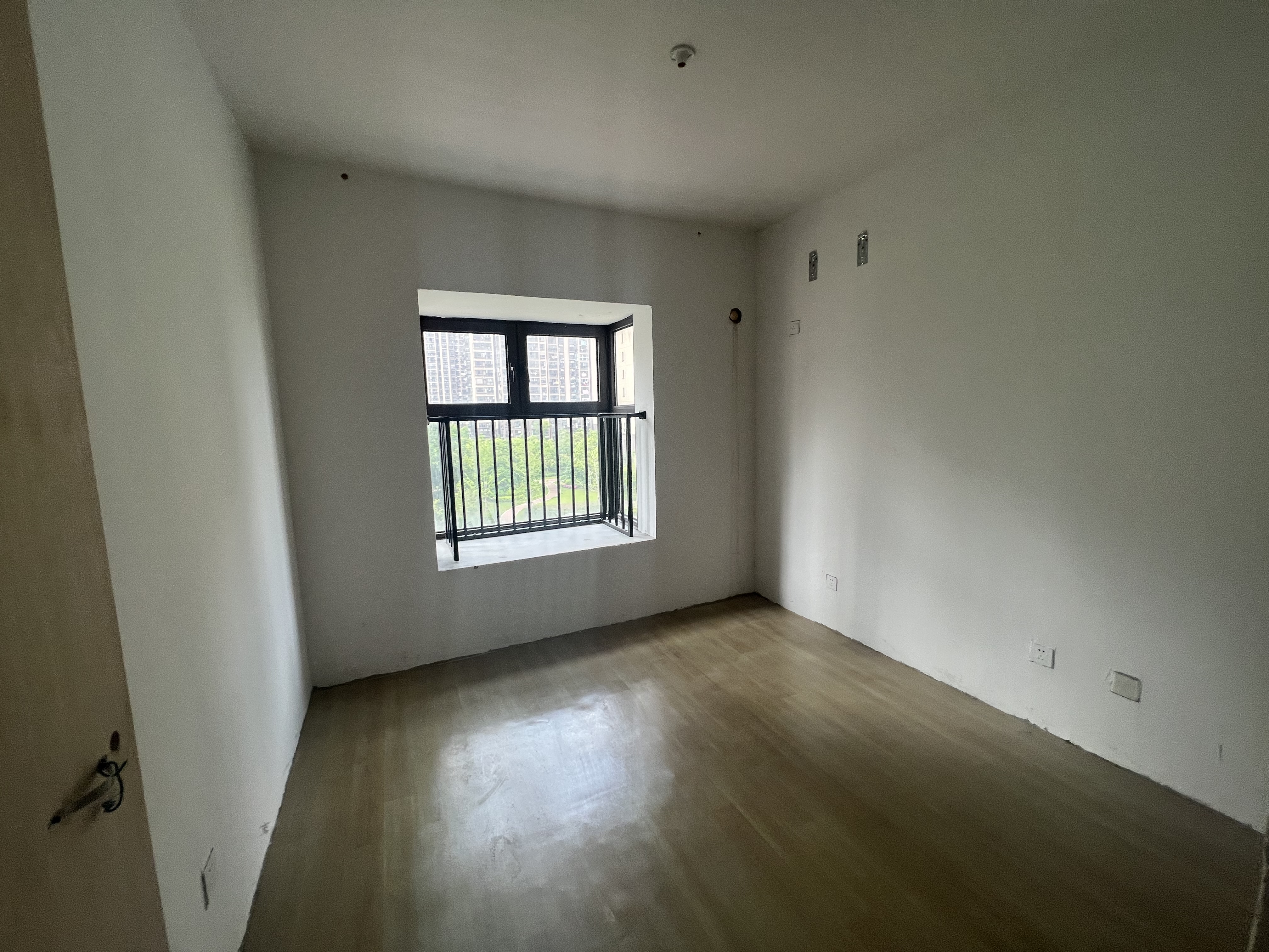 华强城 4室2厅2卫 158.8m&sup2;