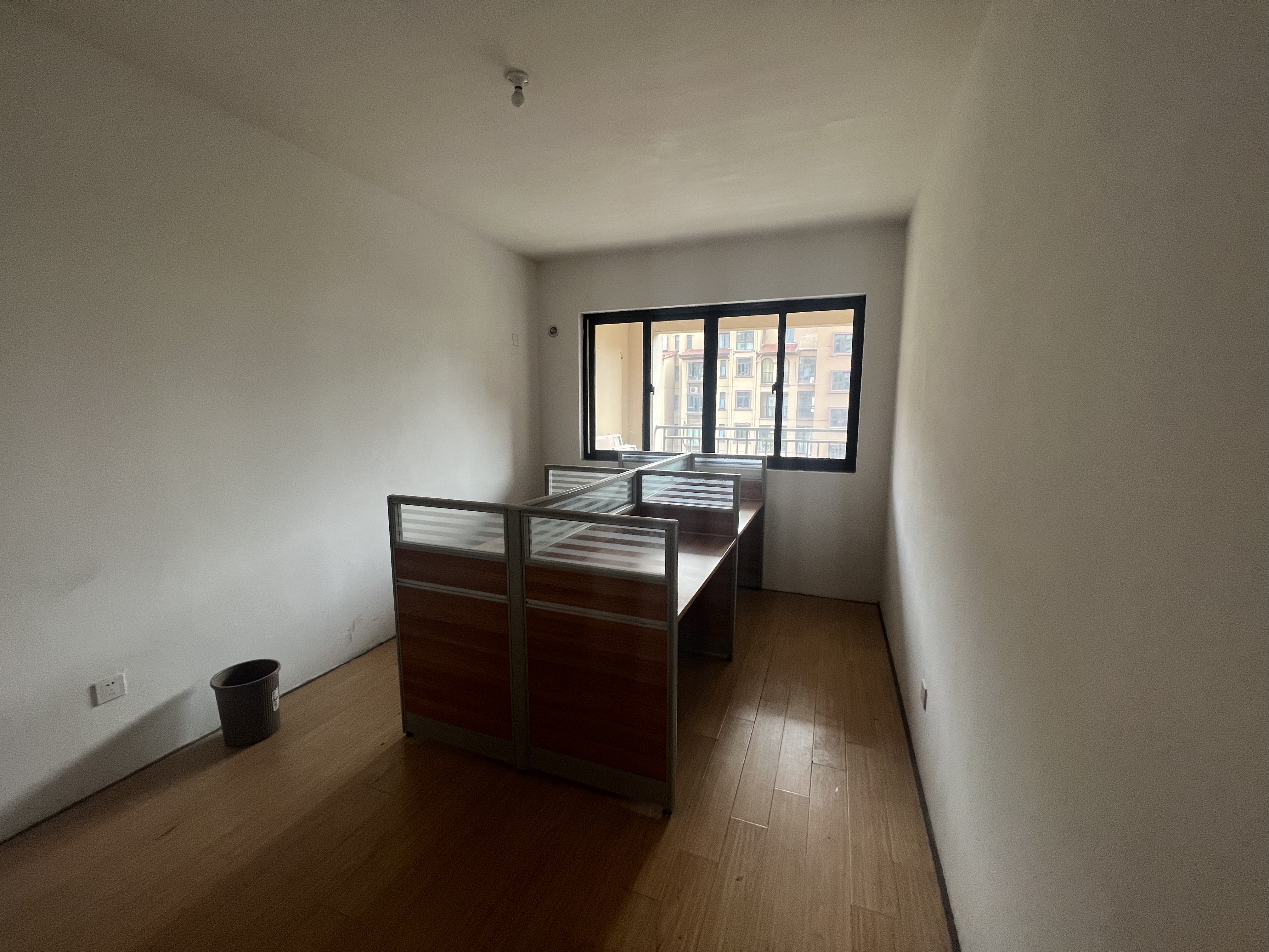 华强城 4室2厅2卫 158.8m&sup2;