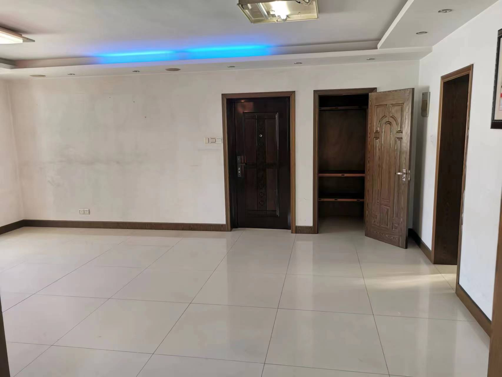 龙王桥新村 3室2厅1卫 131.86m&sup2;