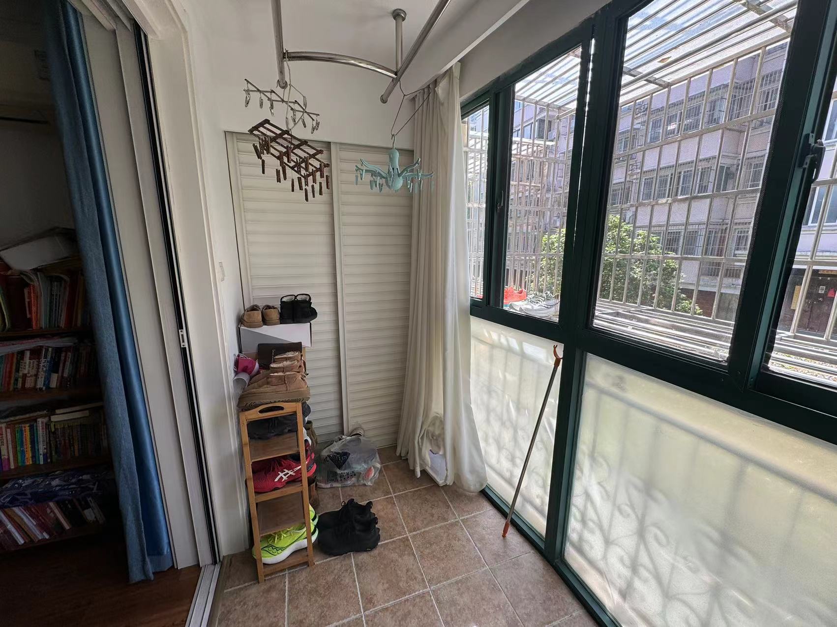 锦绣花园 3室2厅1卫 132m&sup2;