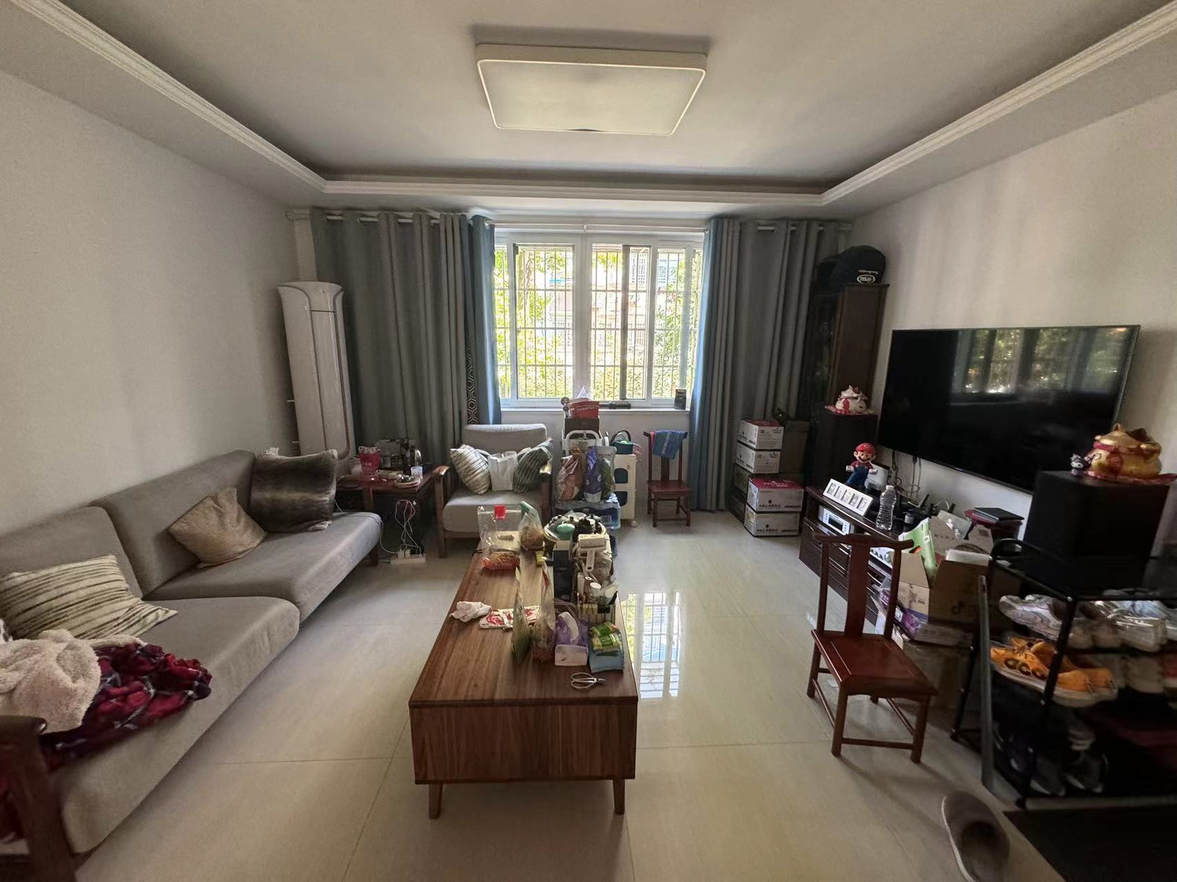 锦绣花园 3室2厅1卫 132m²