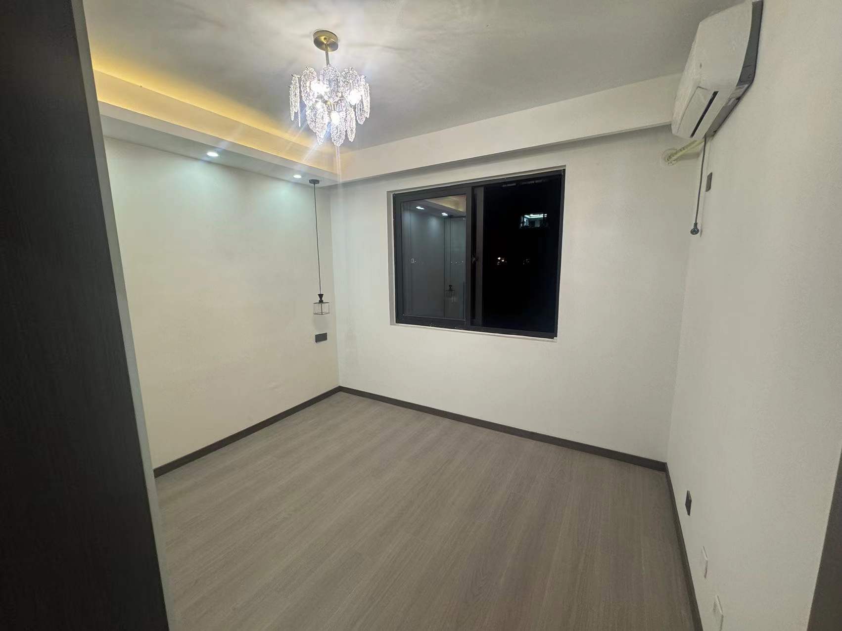 光明嘉苑 3室2厅2卫 130.00m&sup2;