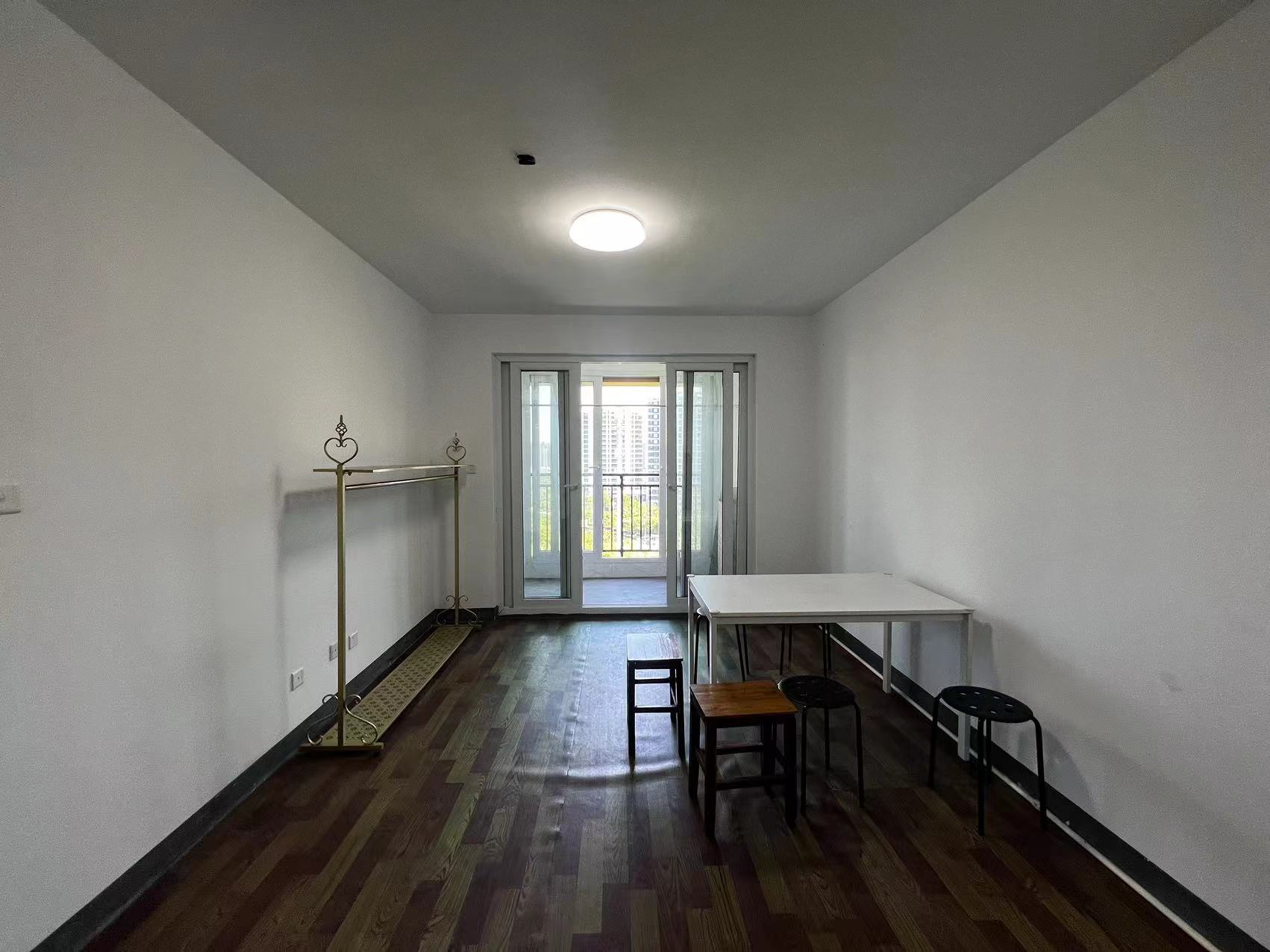 新城香溢紫郡 3室2厅1卫 97m²