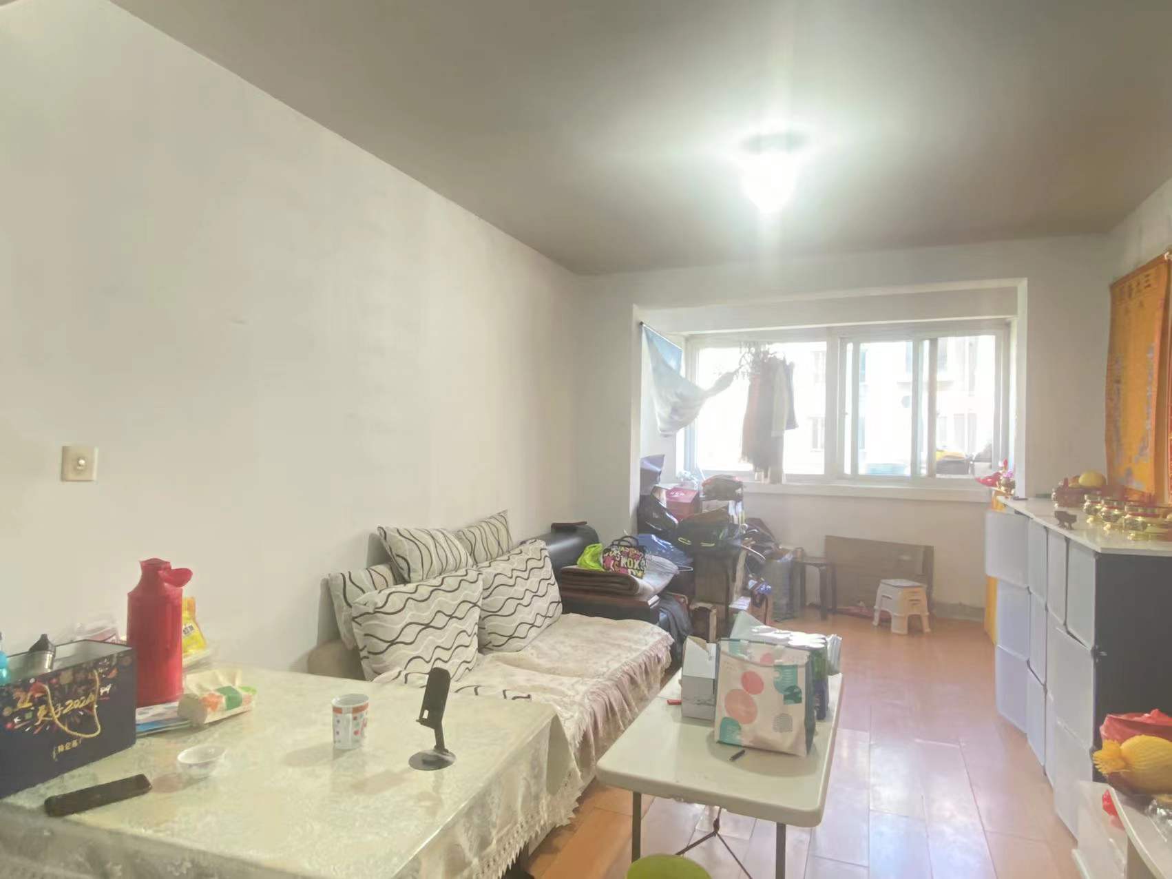 春晖花园 2室1厅1卫 81m²