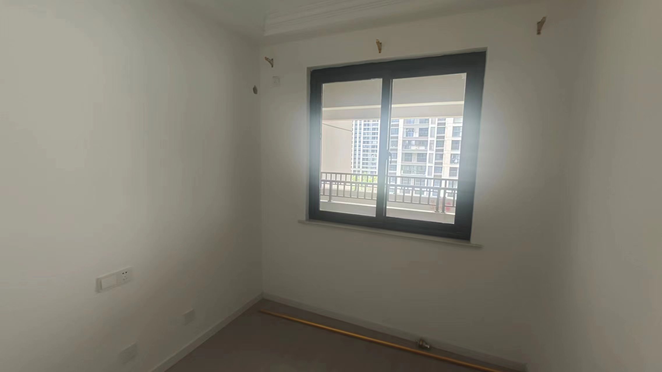 绿地江海图 3室2厅1卫 87m&sup2;