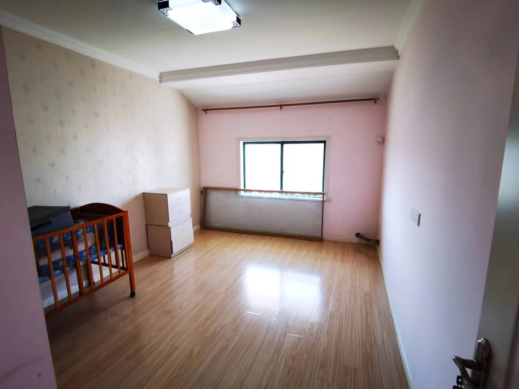 怡居北苑 5室2厅2卫 135.00m&sup2;