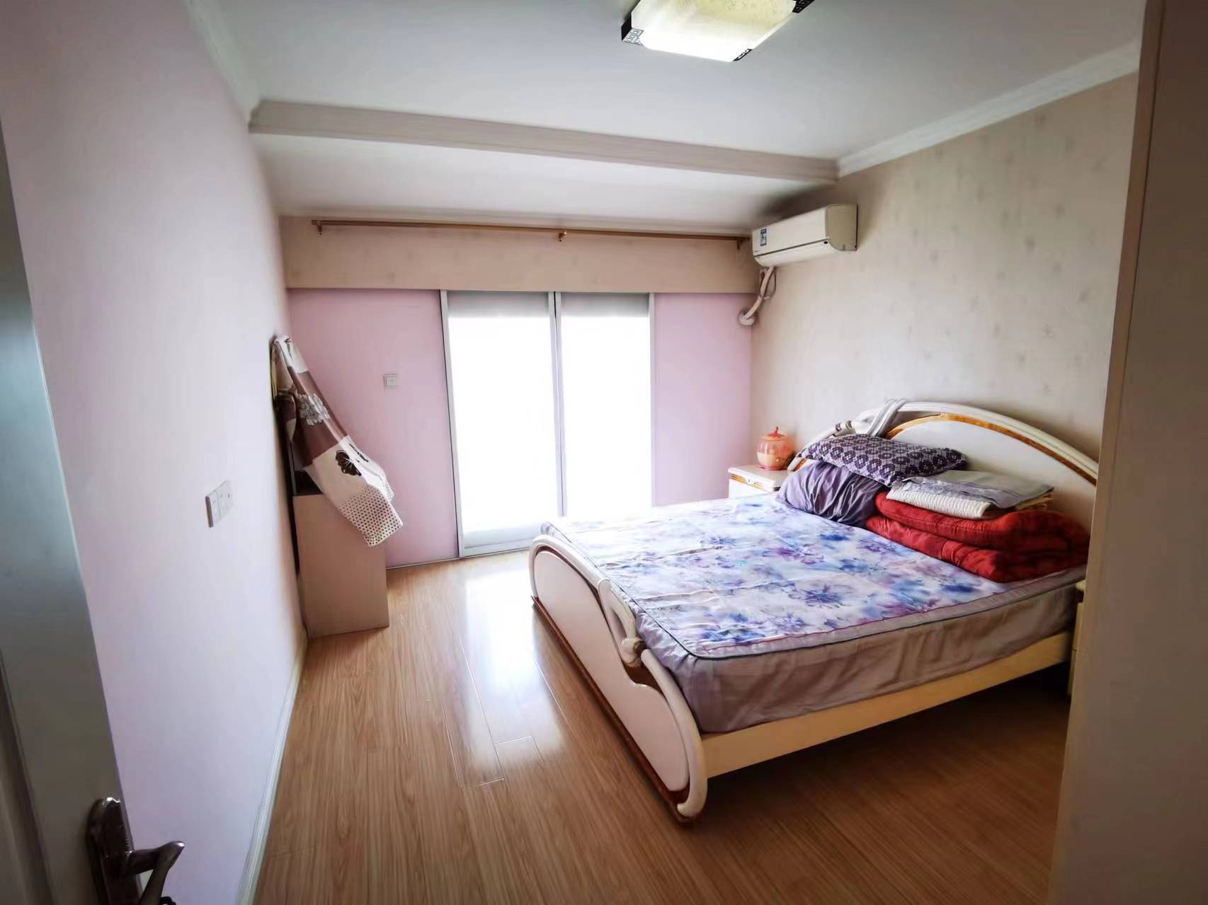 怡居北苑 5室2厅2卫 135.00m&sup2;