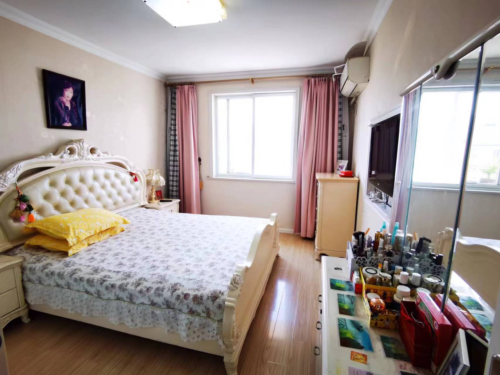 怡居北苑 5室2厅2卫 135.00m&sup2;