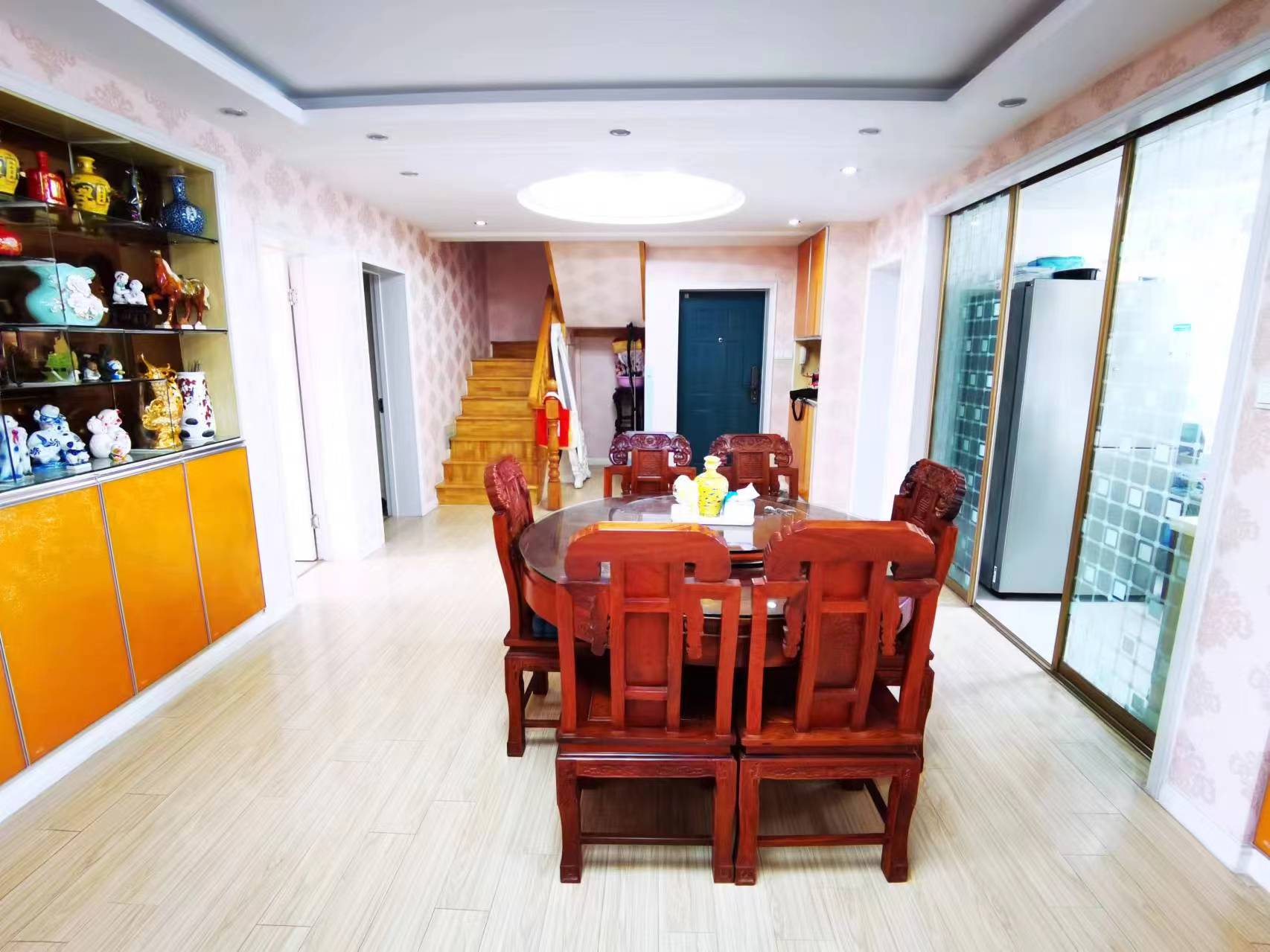 怡居北苑 5室2厅2卫 135.00m&sup2;