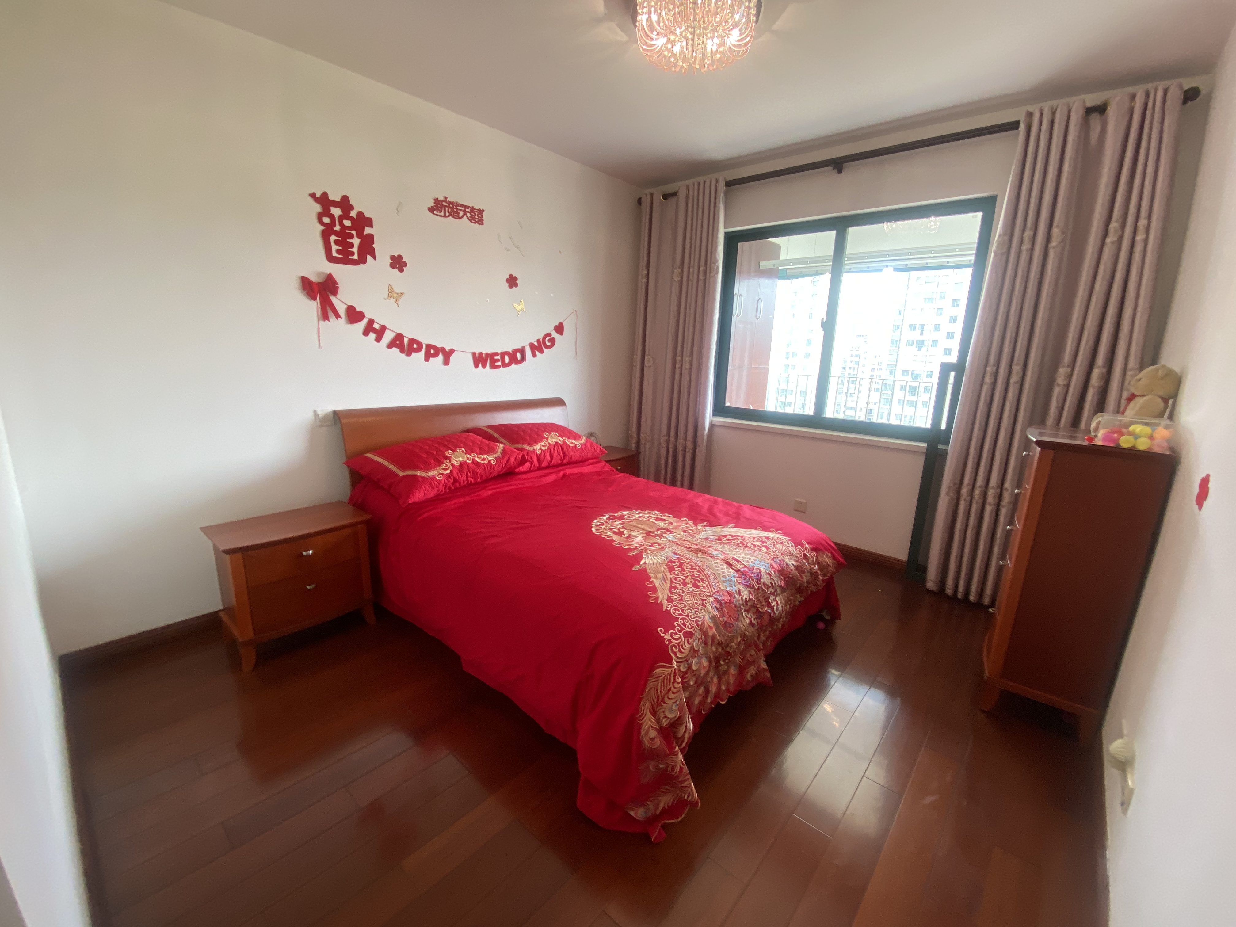 新城小区 3室2厅2卫 179.14m&sup2;