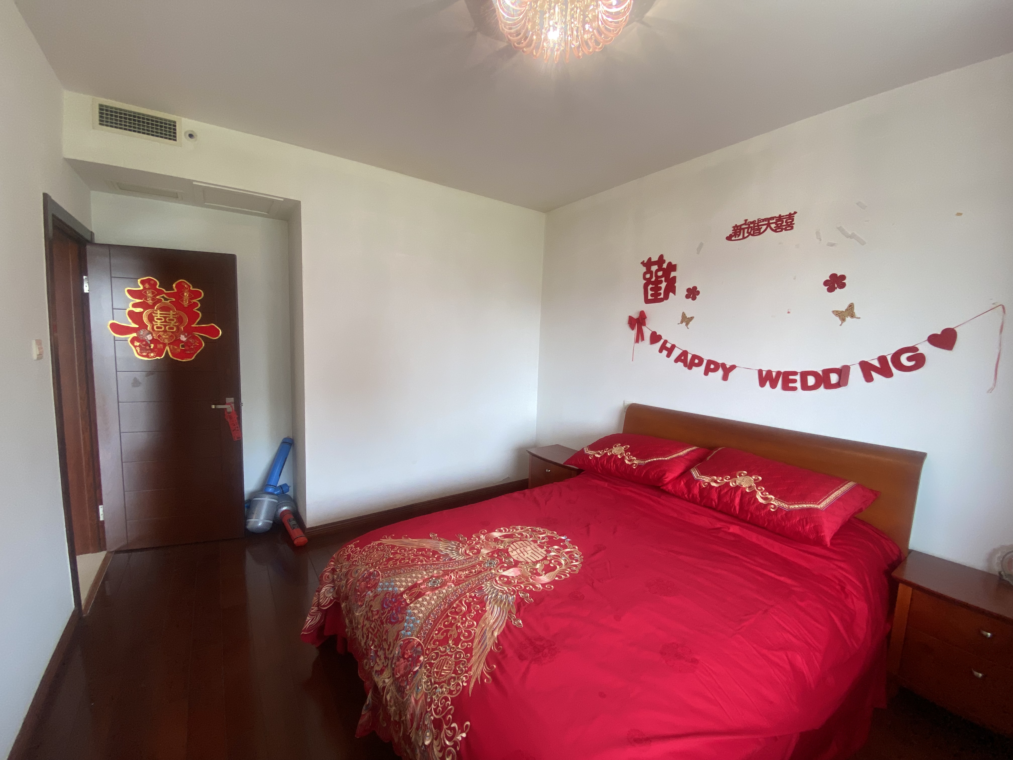 新城小区 3室2厅2卫 179.14m&sup2;
