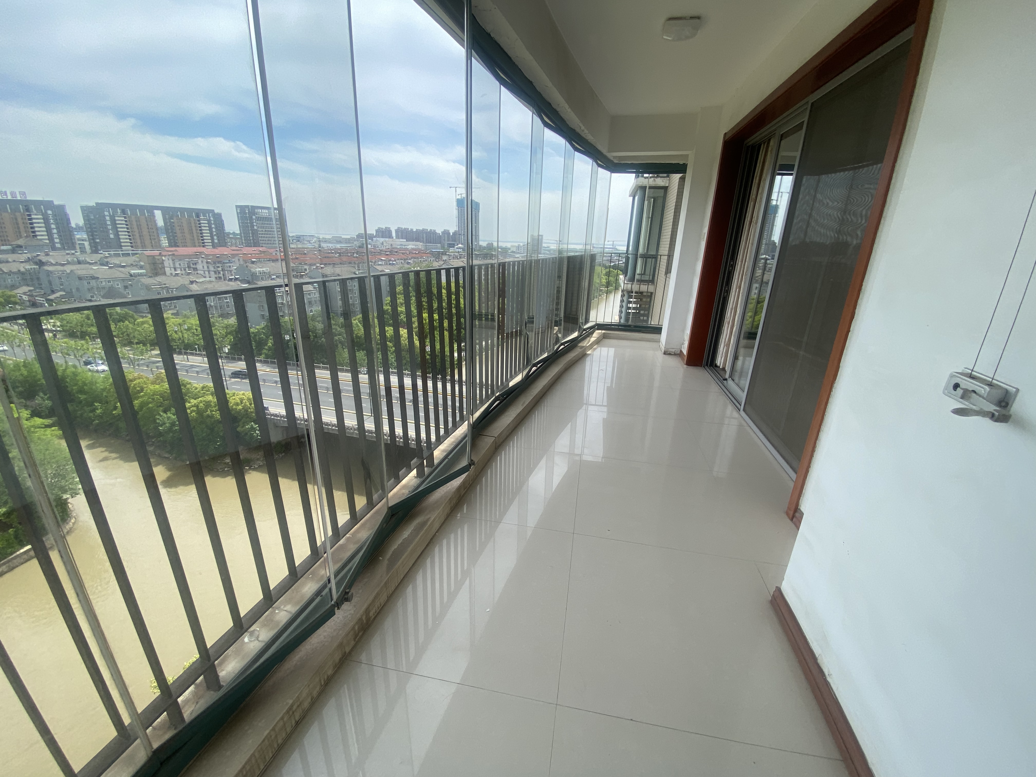 新城小区 3室2厅2卫 179.14m&sup2;