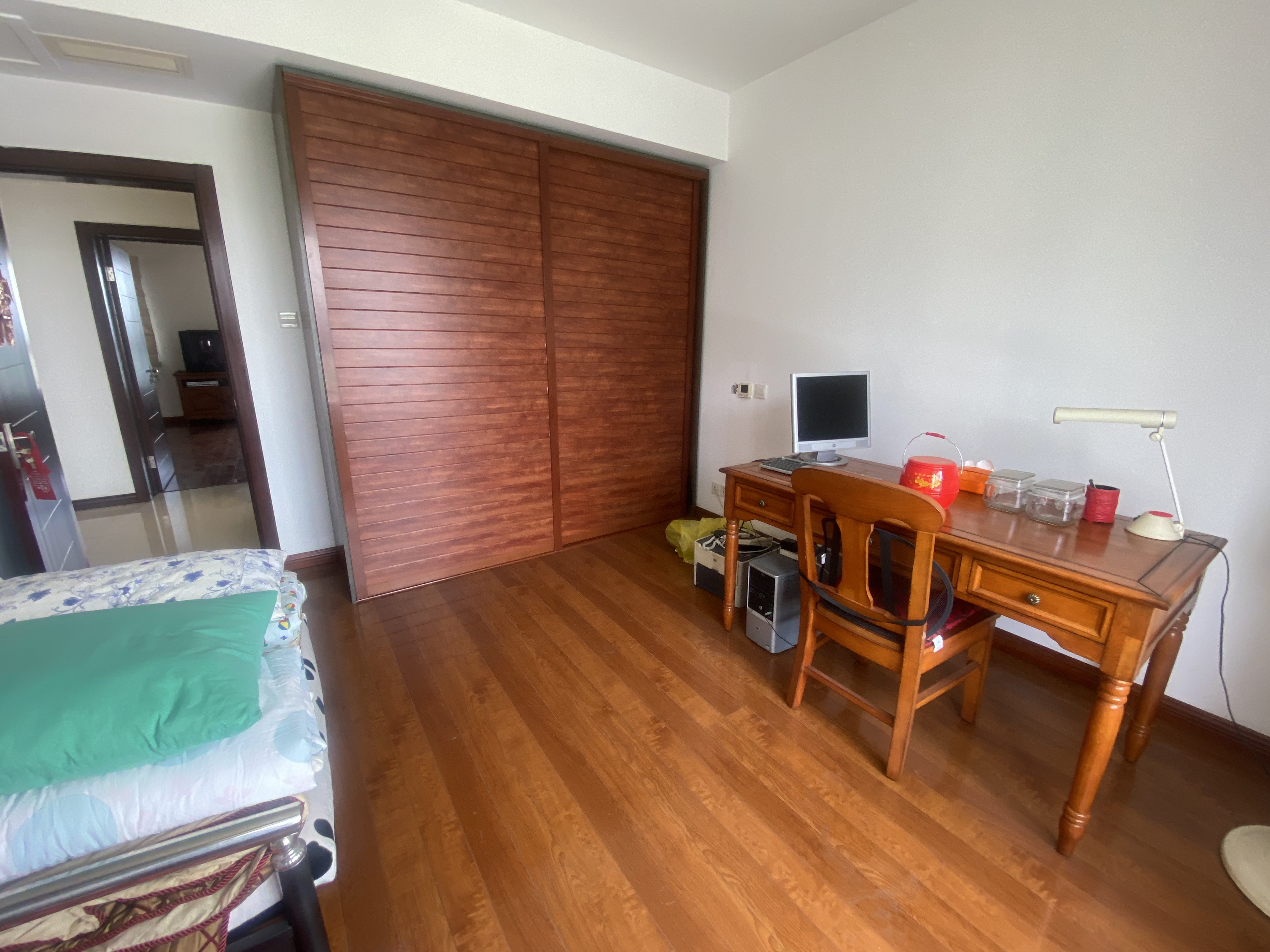 新城小区 3室2厅2卫 179.14m&sup2;