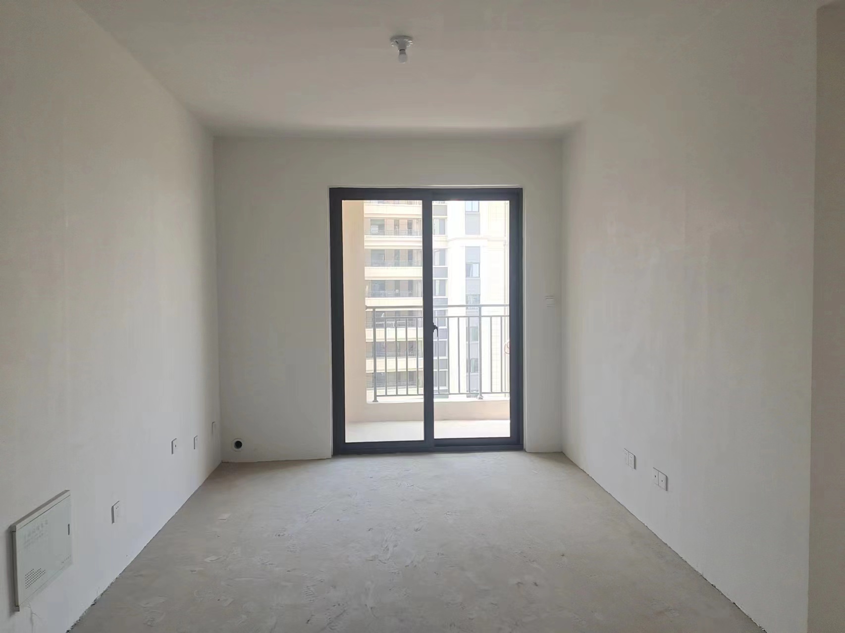春溪集 3室2厅1卫 90.14m²