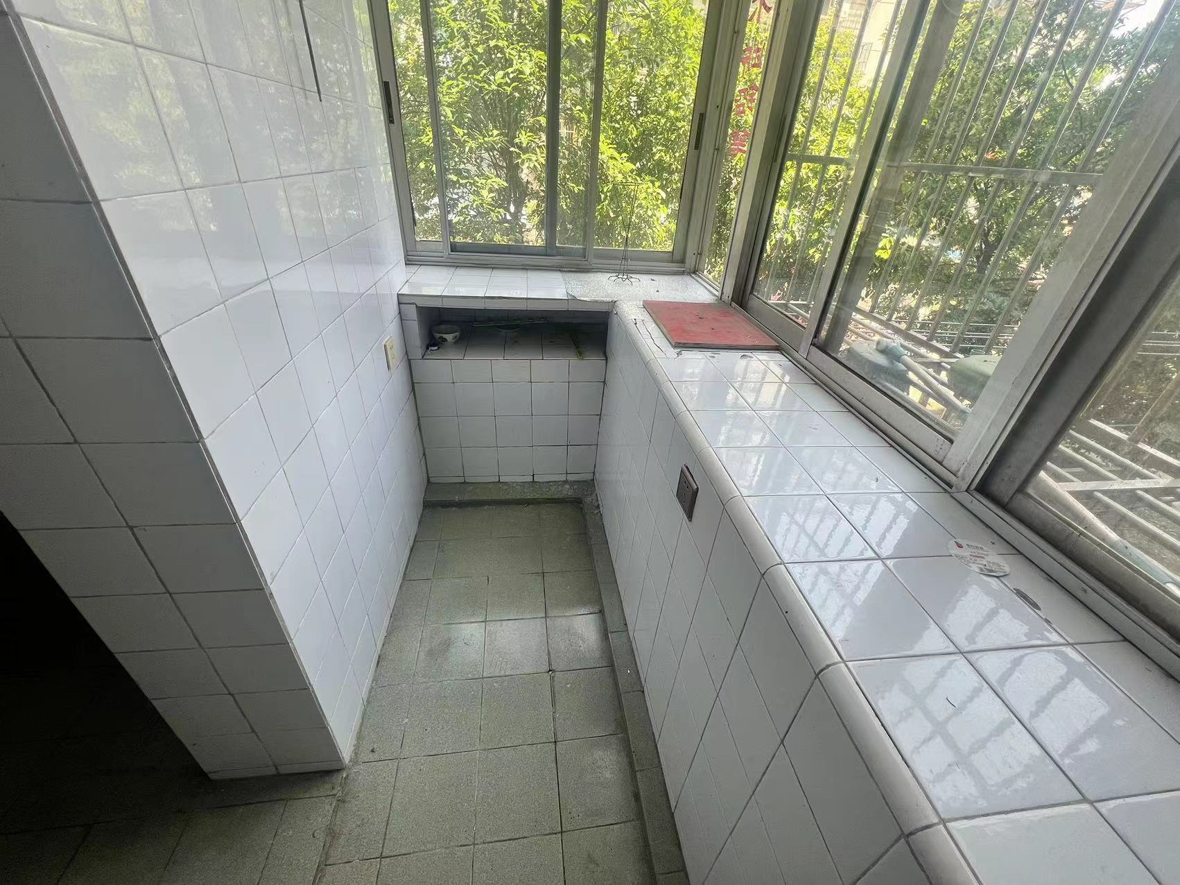 华威园 2室1厅1卫 62m&sup2;