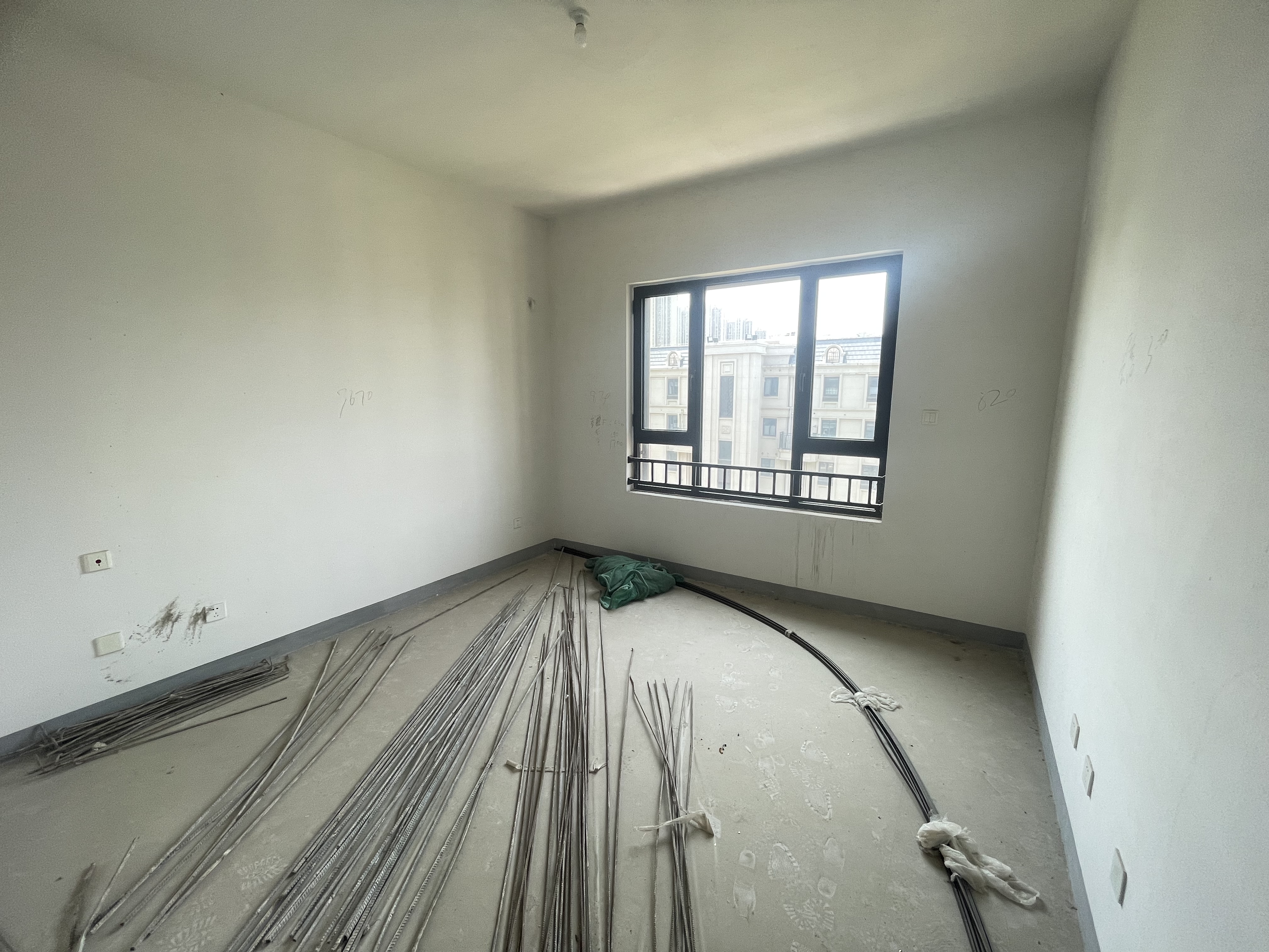 中海铂樾府 5室2厅3卫 208.66m&sup2;