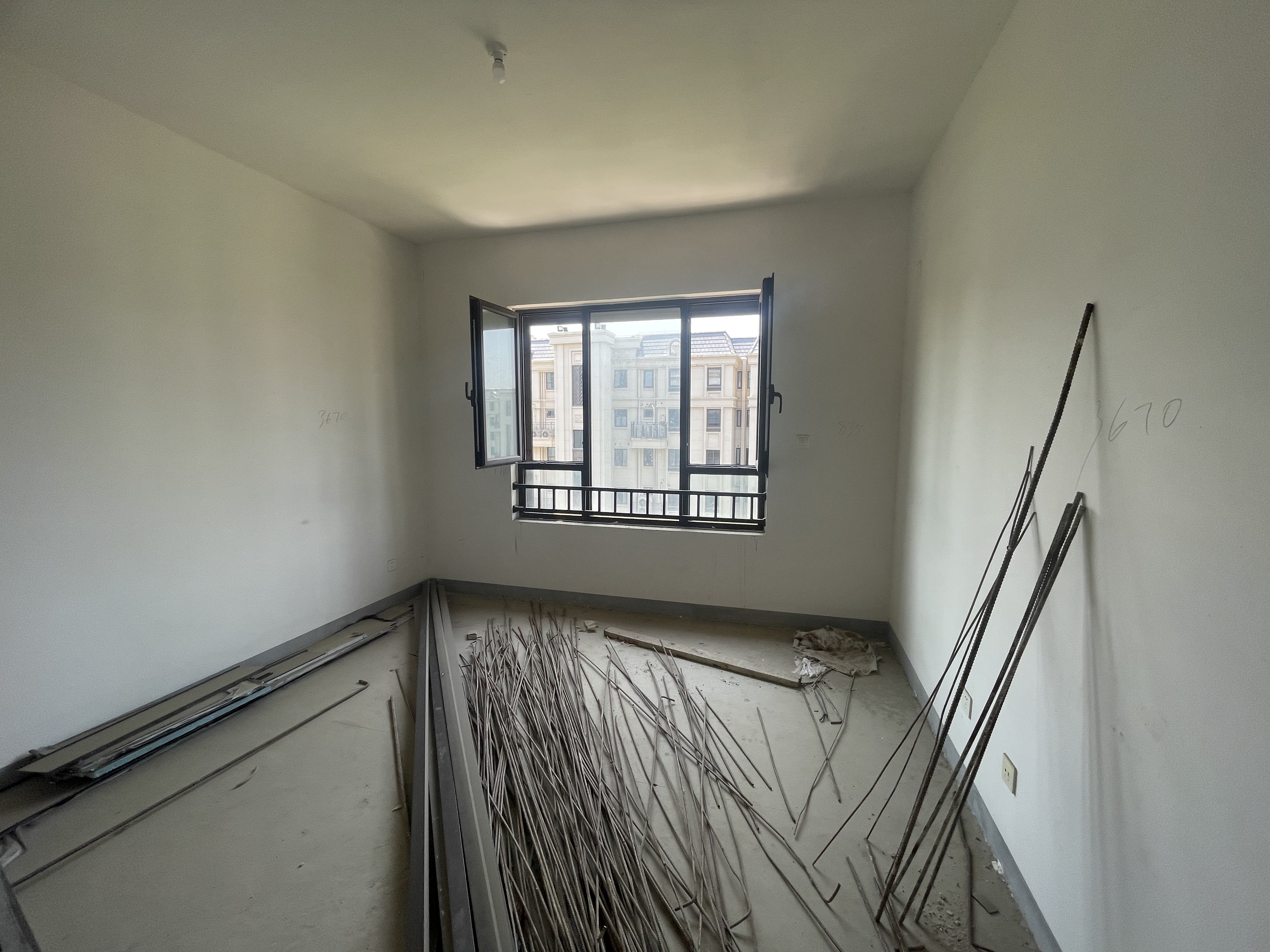中海铂樾府 5室2厅3卫 208.66m&sup2;