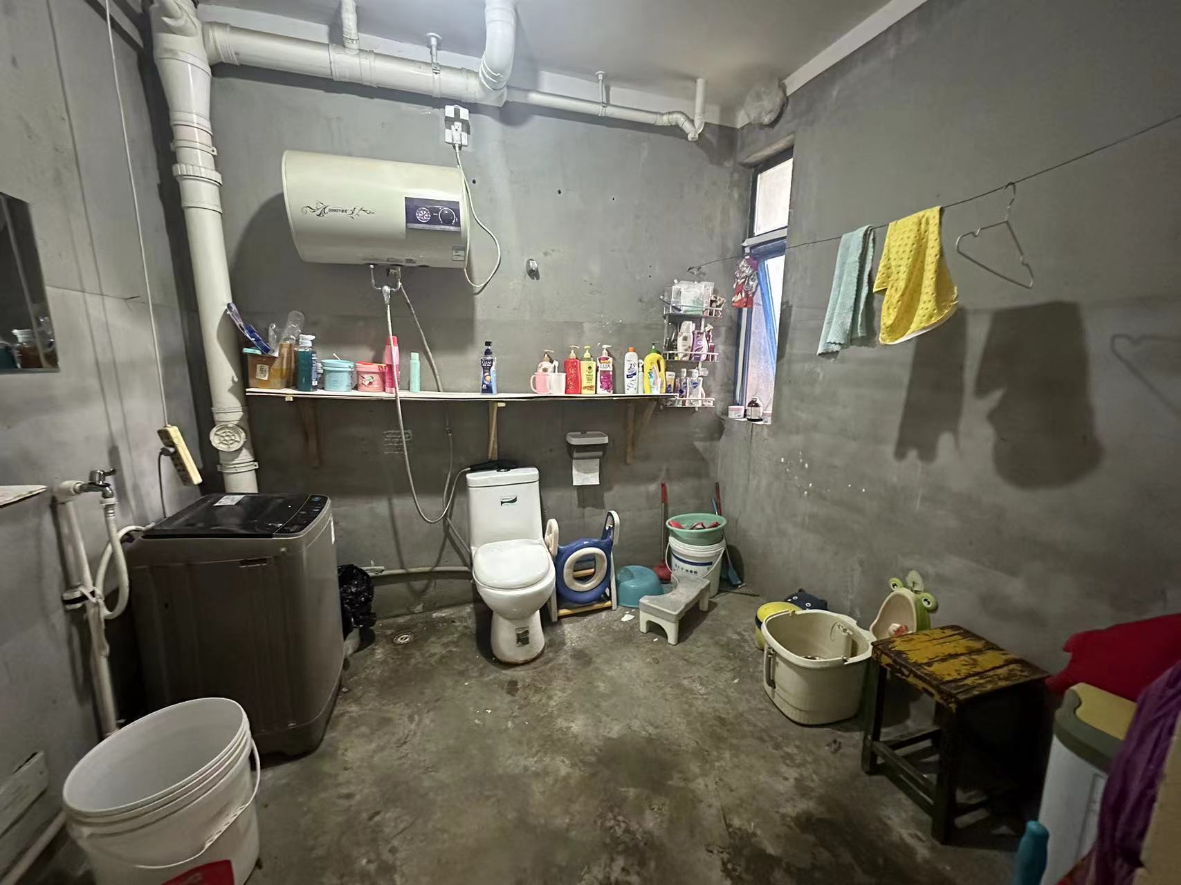 江景苑小区 3室2厅1卫 126.00m&sup2;