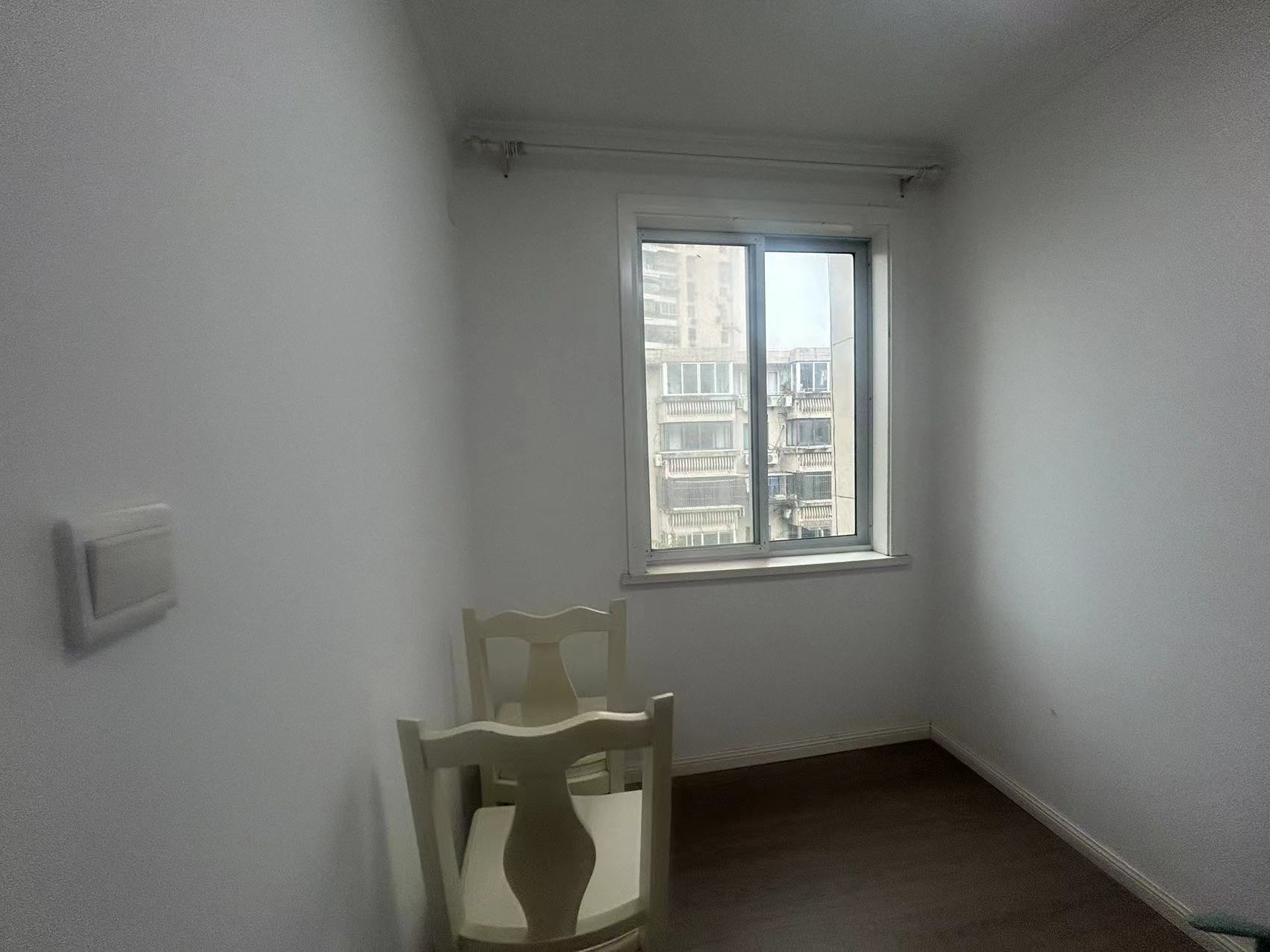 花园角 2室1厅1卫 56.00m&sup2;