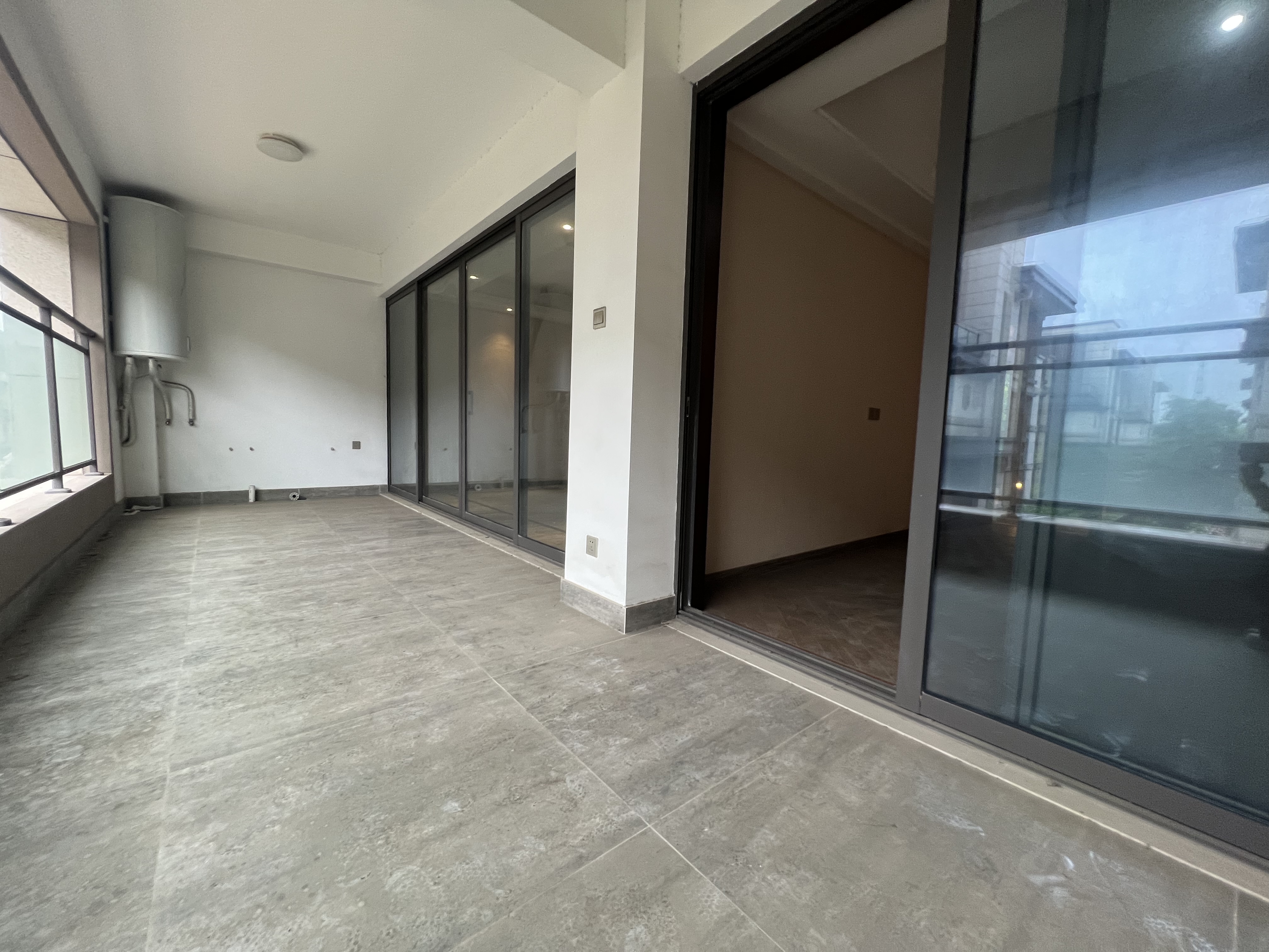 远创紫樾台 4室2厅2卫 169m&sup2;