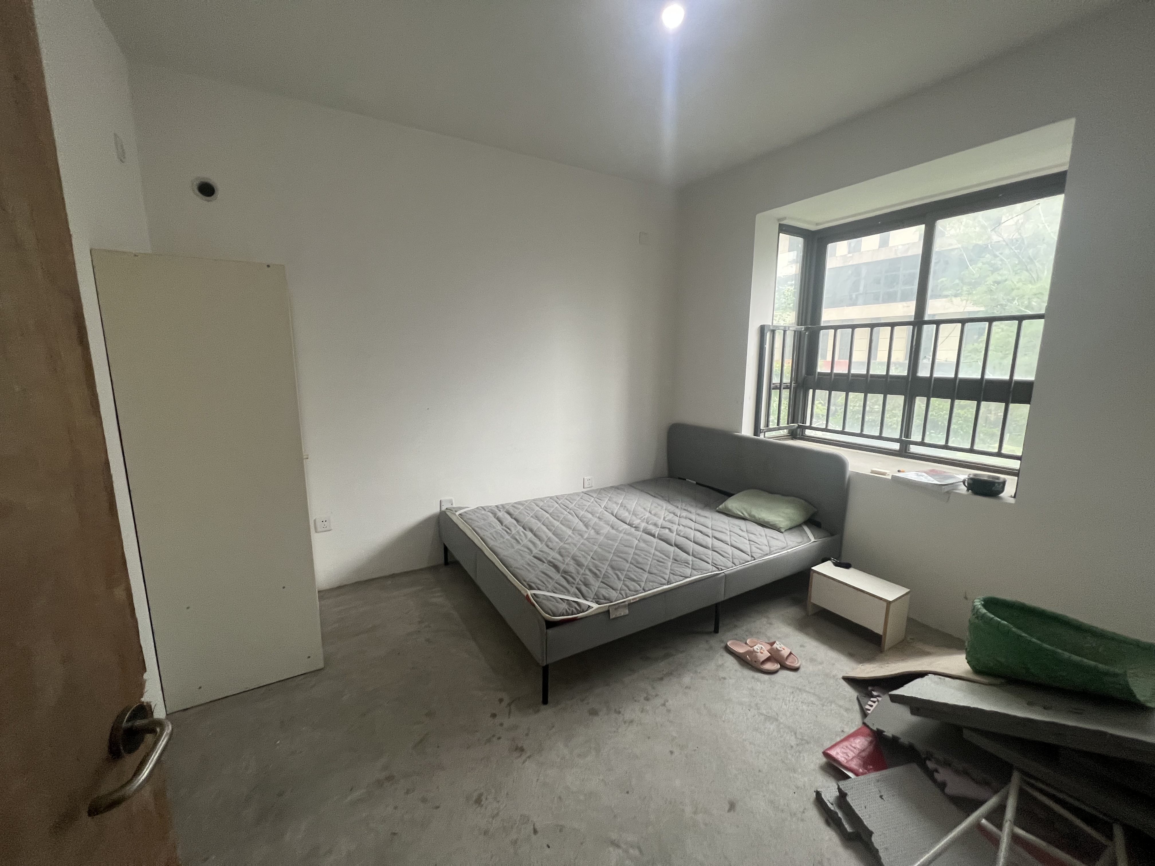 皇家花园北区 3室2厅2卫 119.16m&sup2;