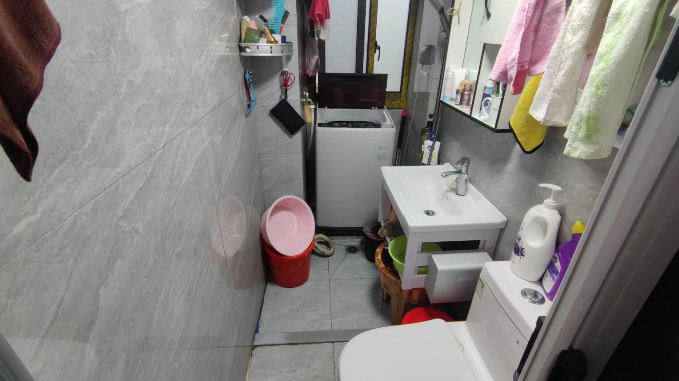 虹桥新村(朝霞路) 1室1厅1卫 42m&sup2;
