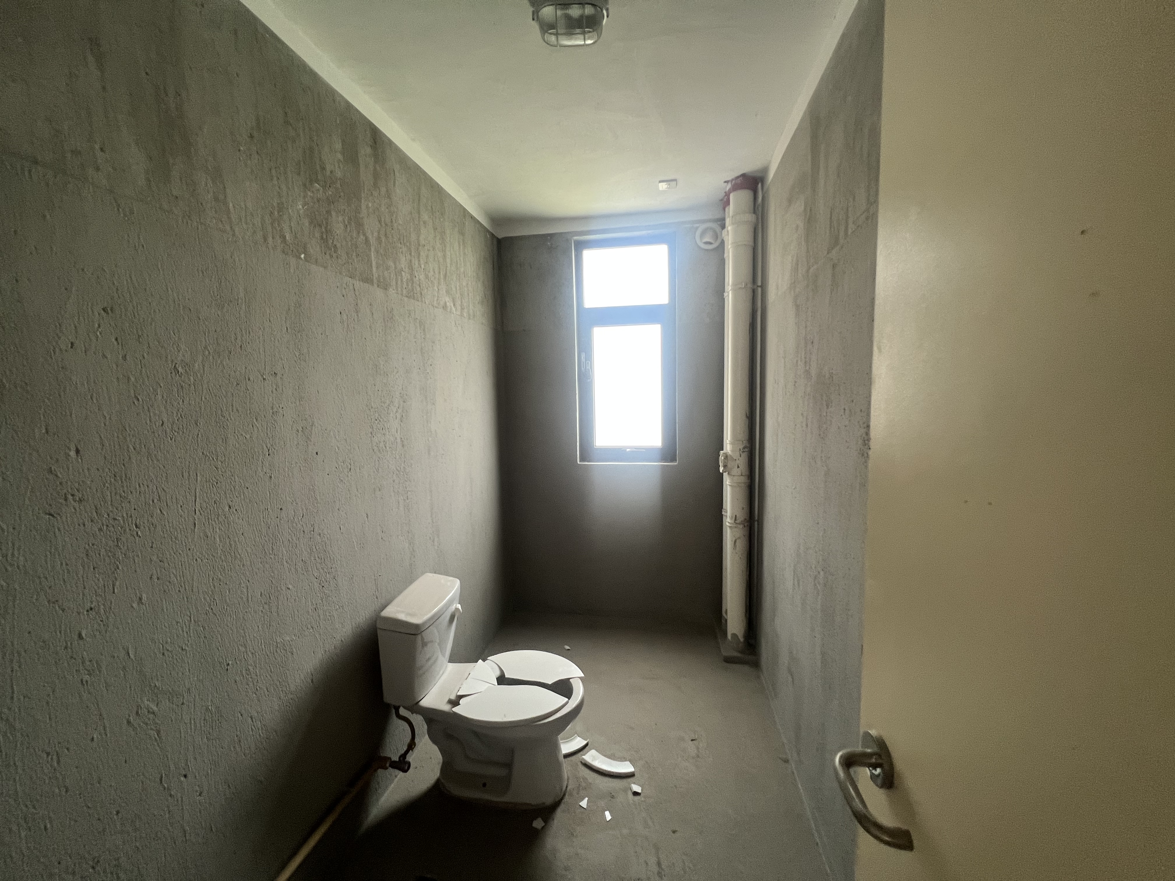 华强城 4室2厅2卫 146m&sup2;