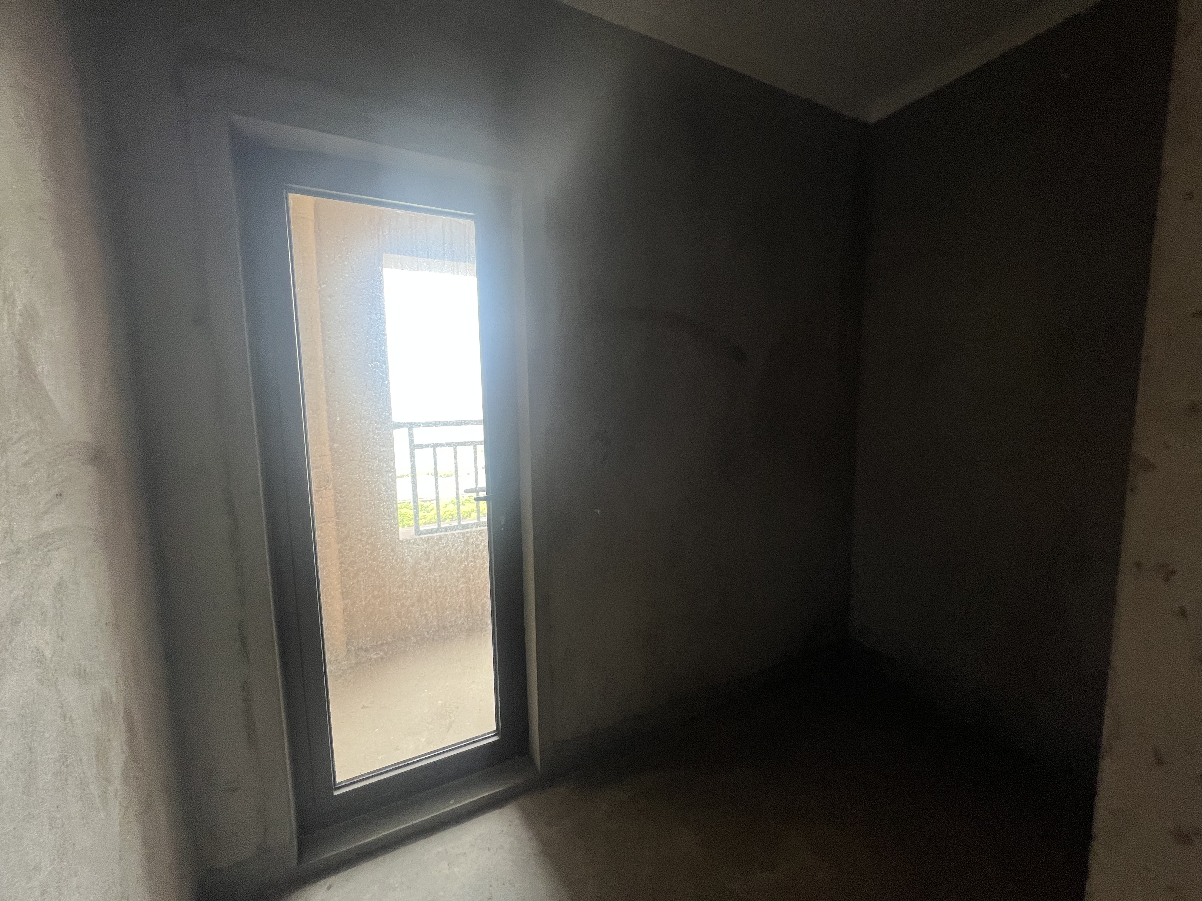 华强城 4室2厅2卫 146m&sup2;