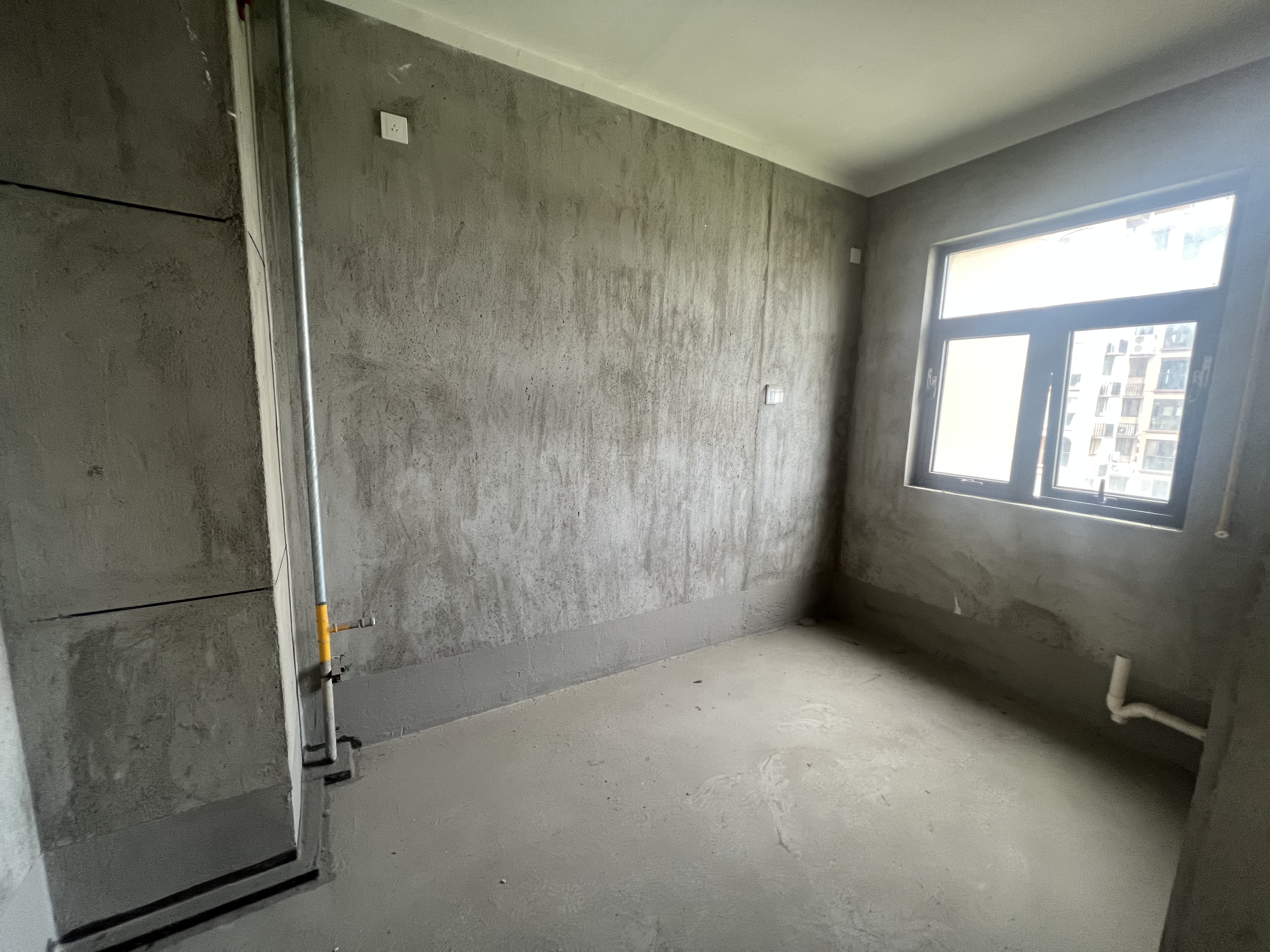 华强城 4室2厅2卫 146m&sup2;