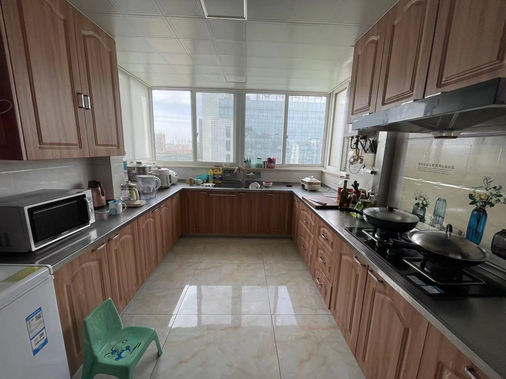 春晖花园 3室2厅2卫 140.21m&sup2;