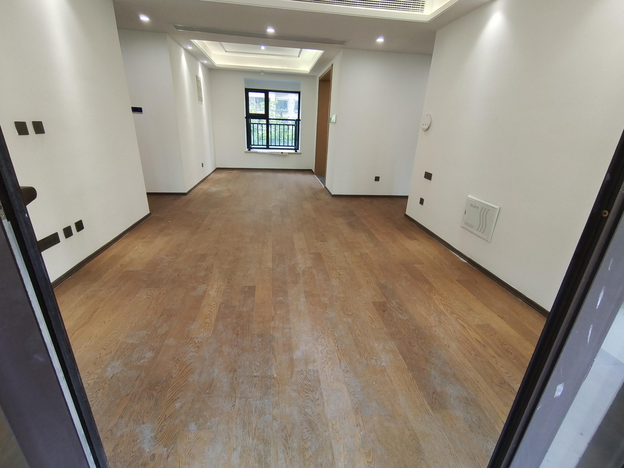 春风南岸东园 4室2厅2卫 122m&sup2;