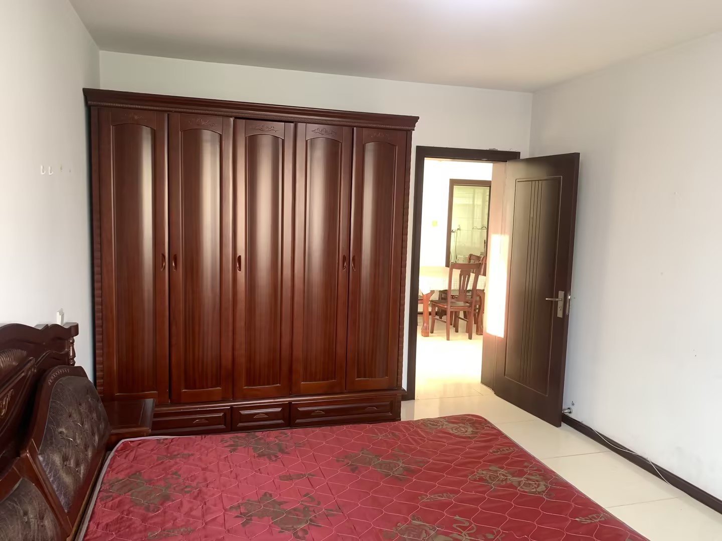 金辉花园 3室1厅1卫 99m&sup2;