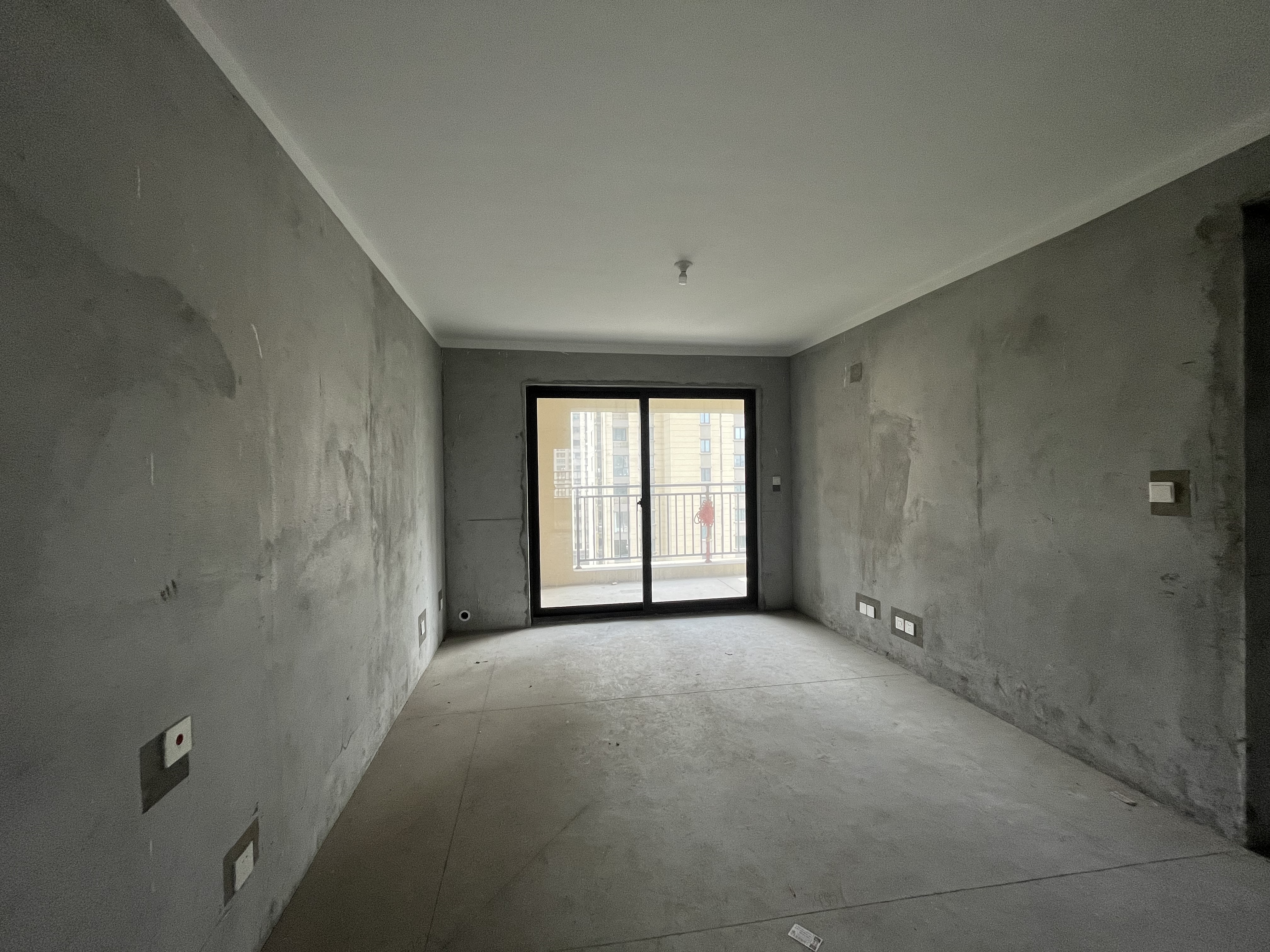 观澜台 3室2厅1卫 102m&sup2;