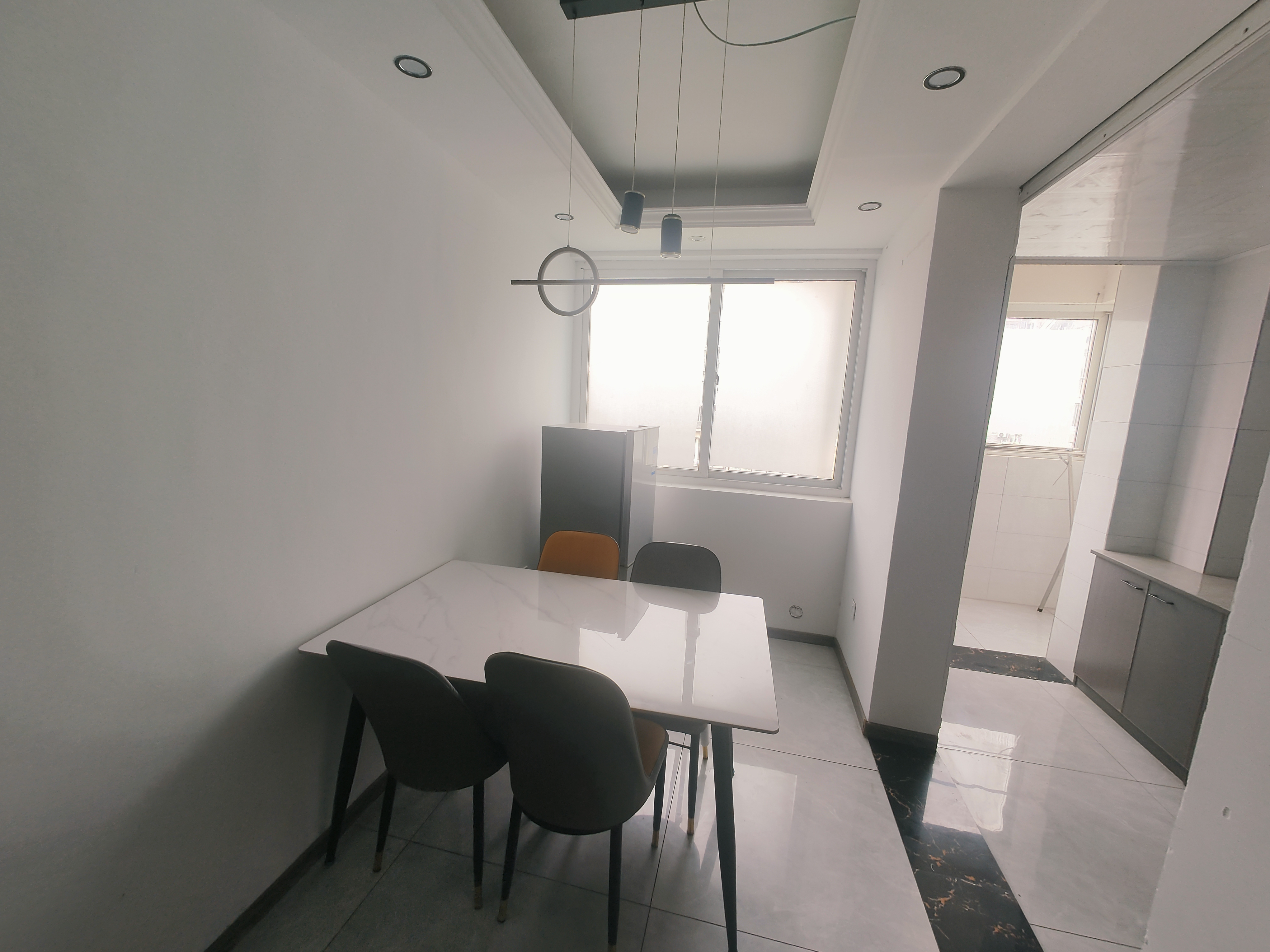 城山家园 2室1厅1卫 92m&sup2;