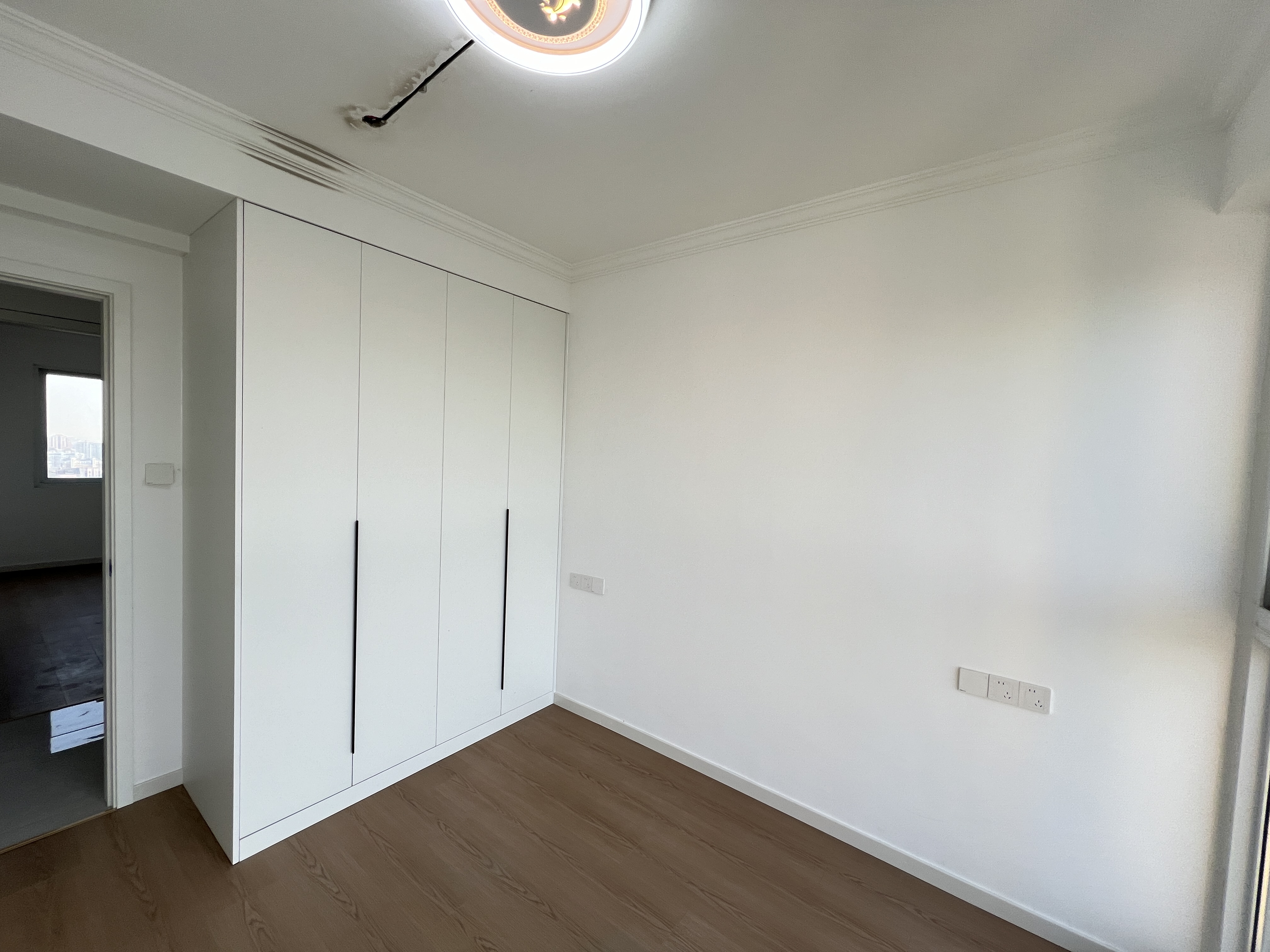景瑞御府 3室2厅2卫 121.00m&sup2;