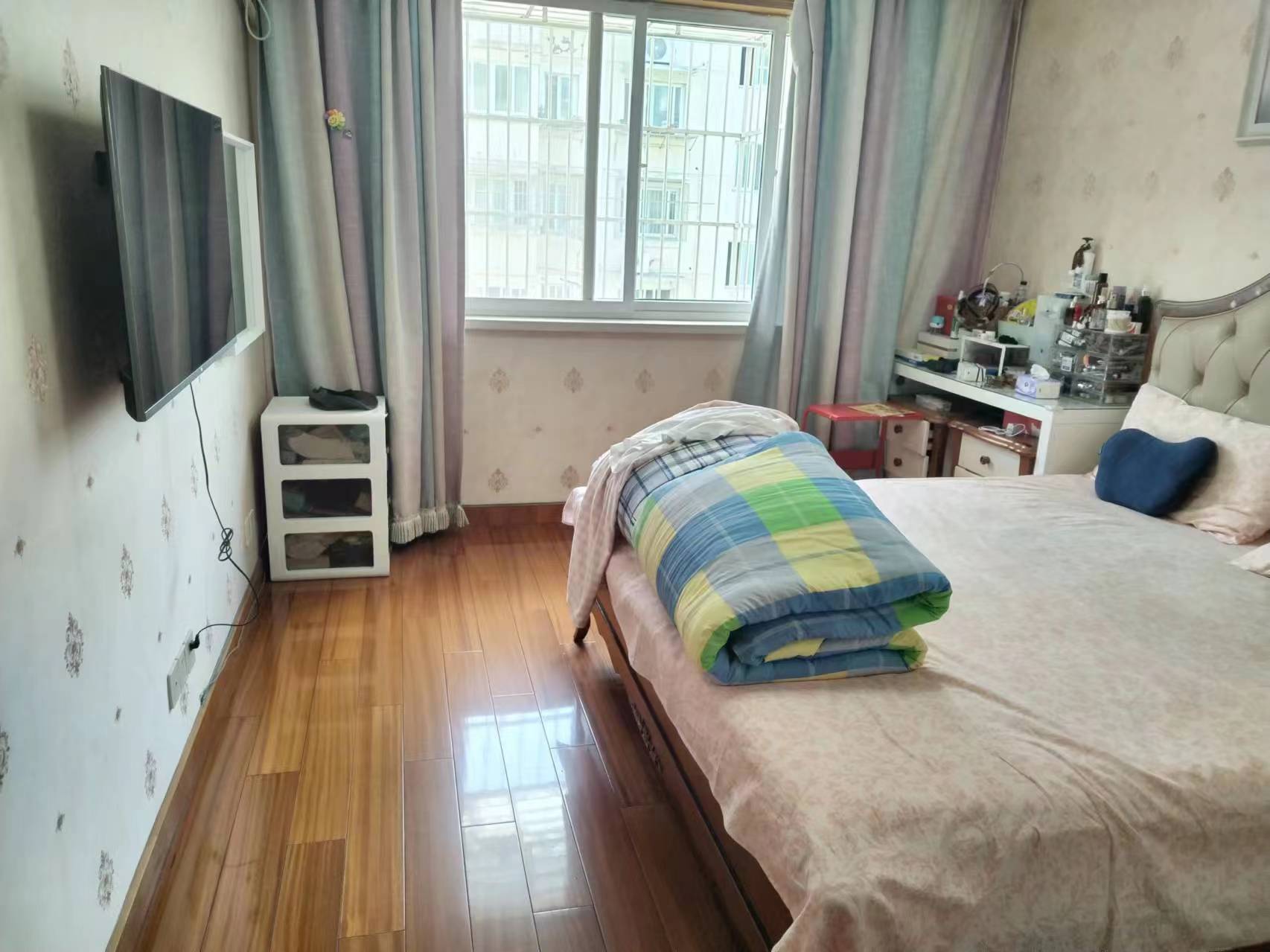 紫东花苑 3室2厅1卫 125.91m&sup2;