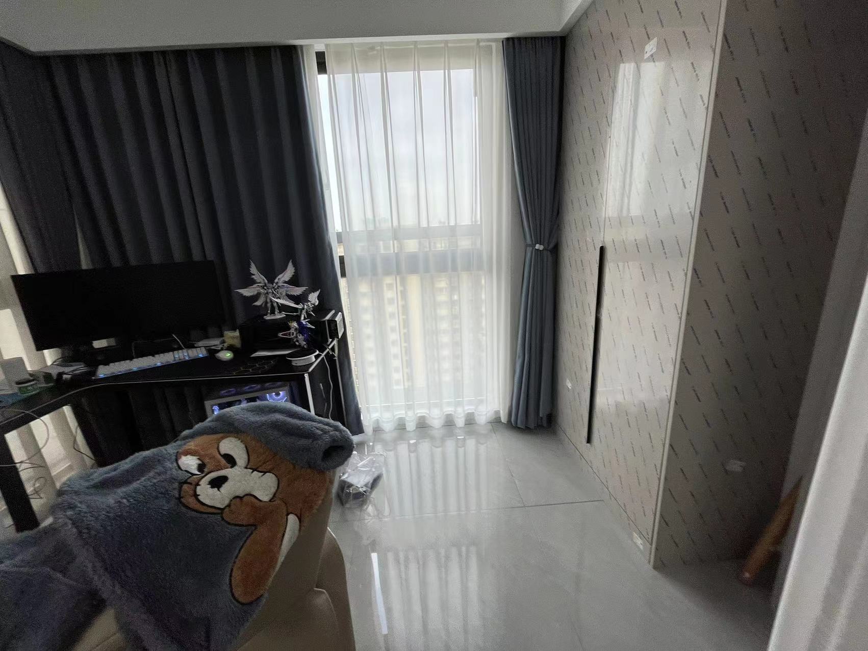 颐景苑 4室2厅2卫 93m&sup2;