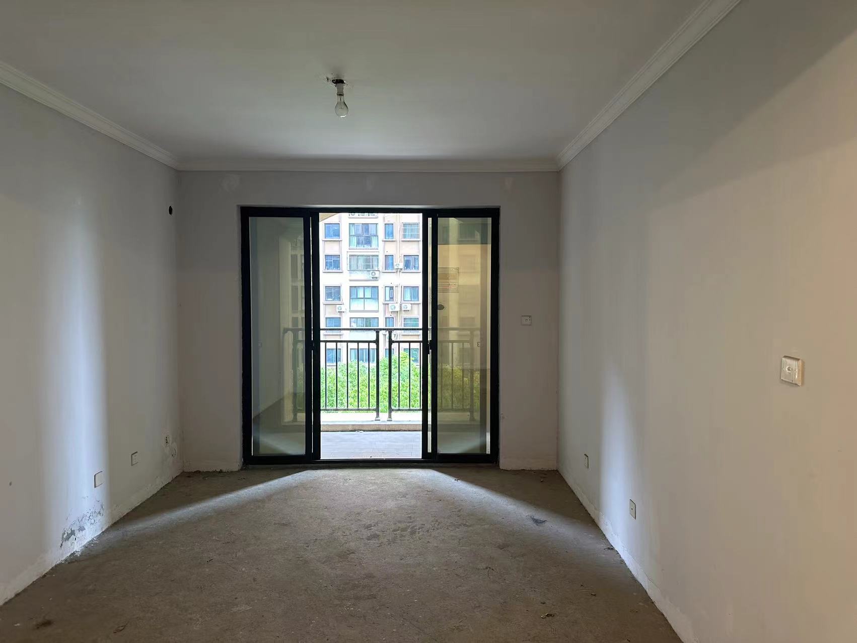 华强城 2室2厅1卫 86.8m²