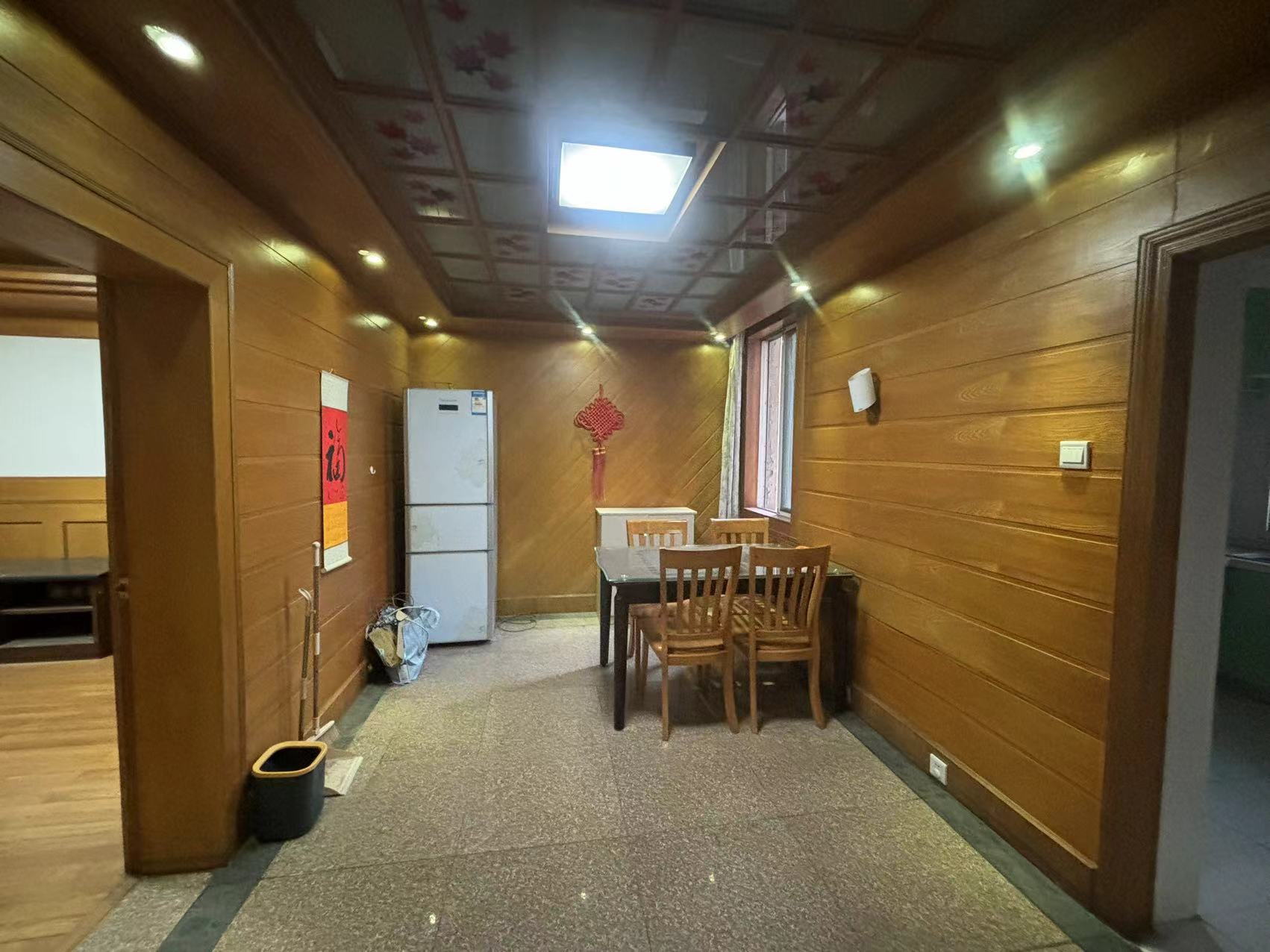 方大花苑 2室2厅1卫 87.83m&sup2;