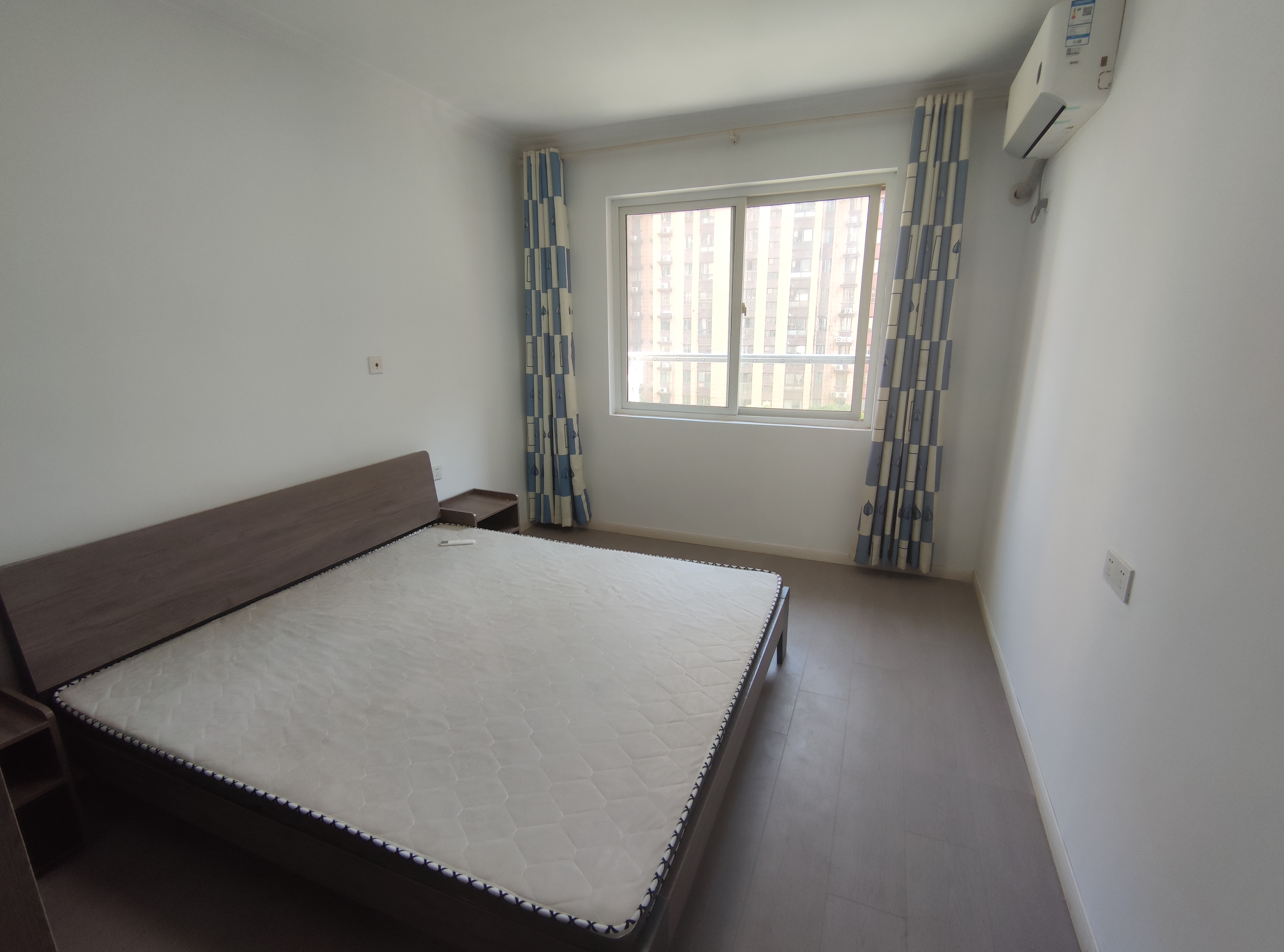 学士府 3室1厅1卫 85.00m&sup2;