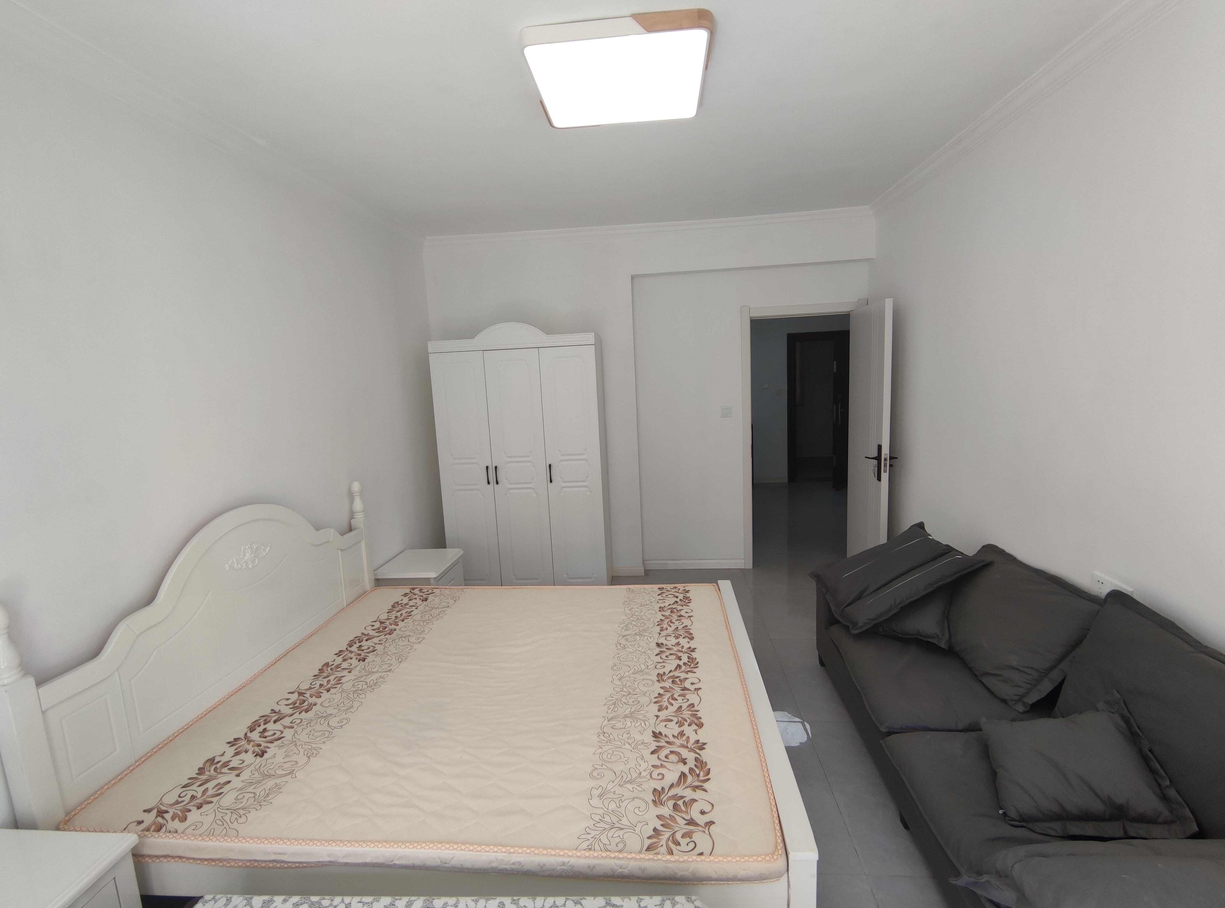 学士府 3室1厅1卫 85.00m&sup2;